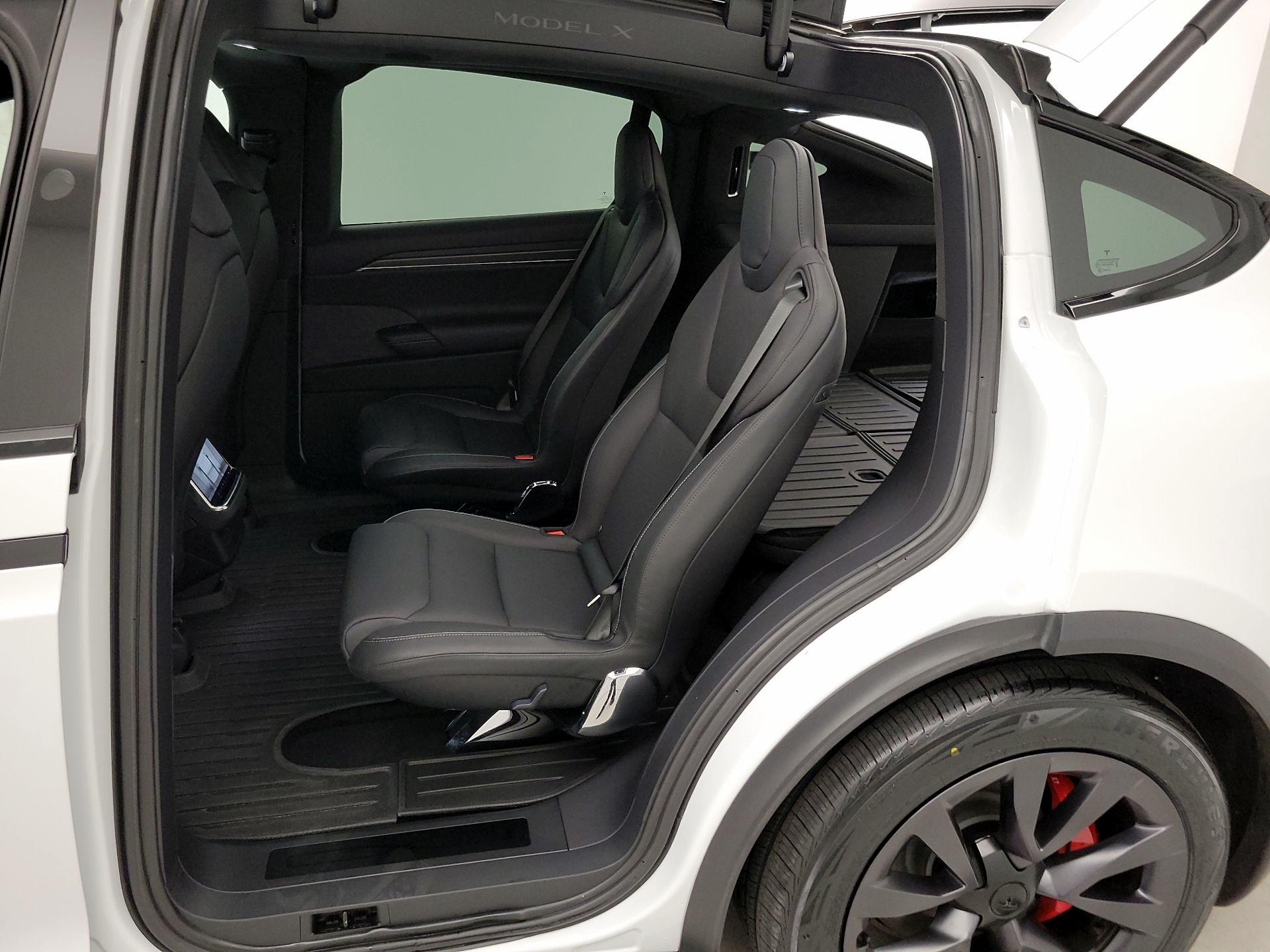 Thumbnail: 2023 Tesla Model X - 19