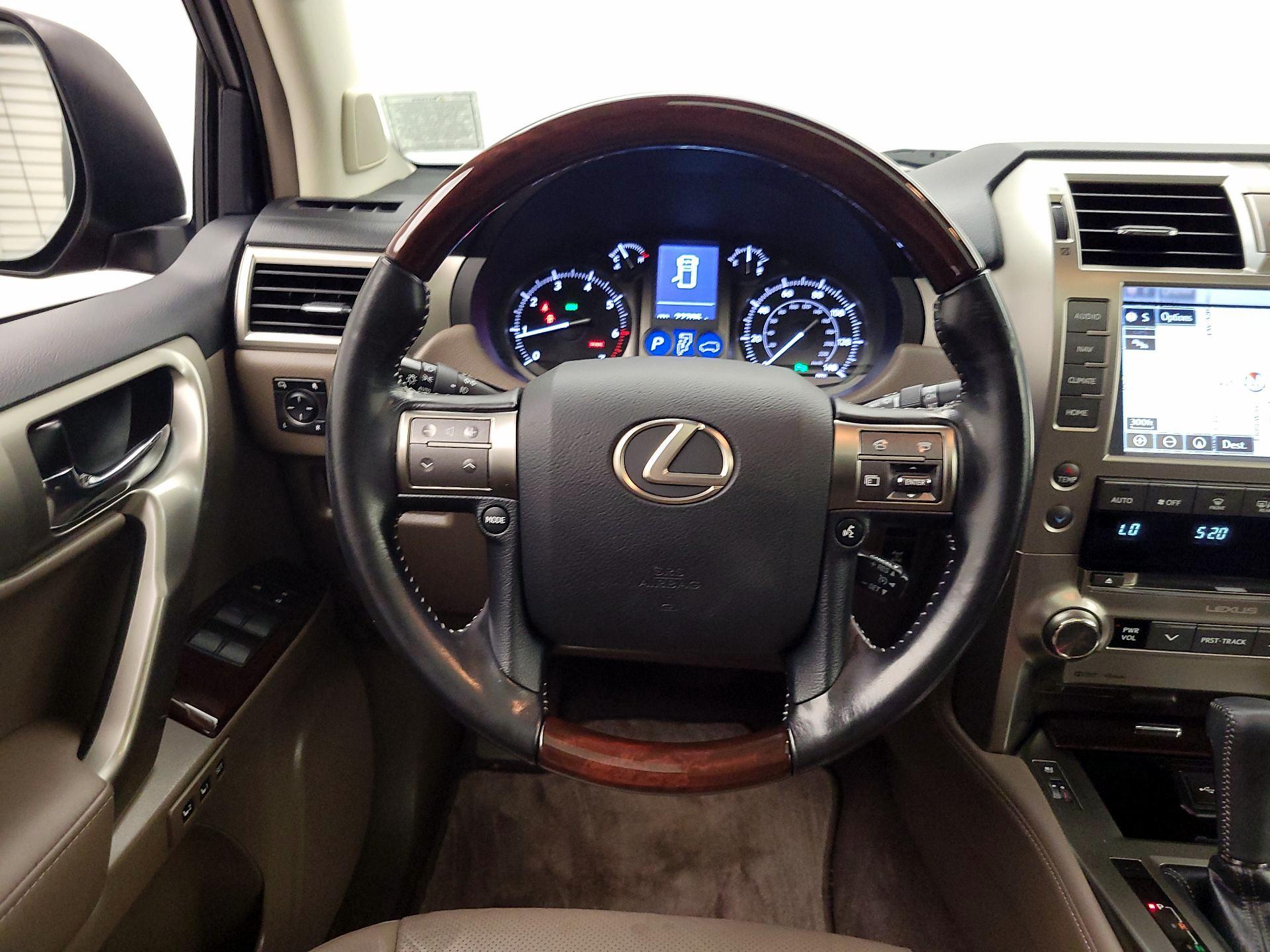 Thumbnail: 2018 Lexus GX - 10