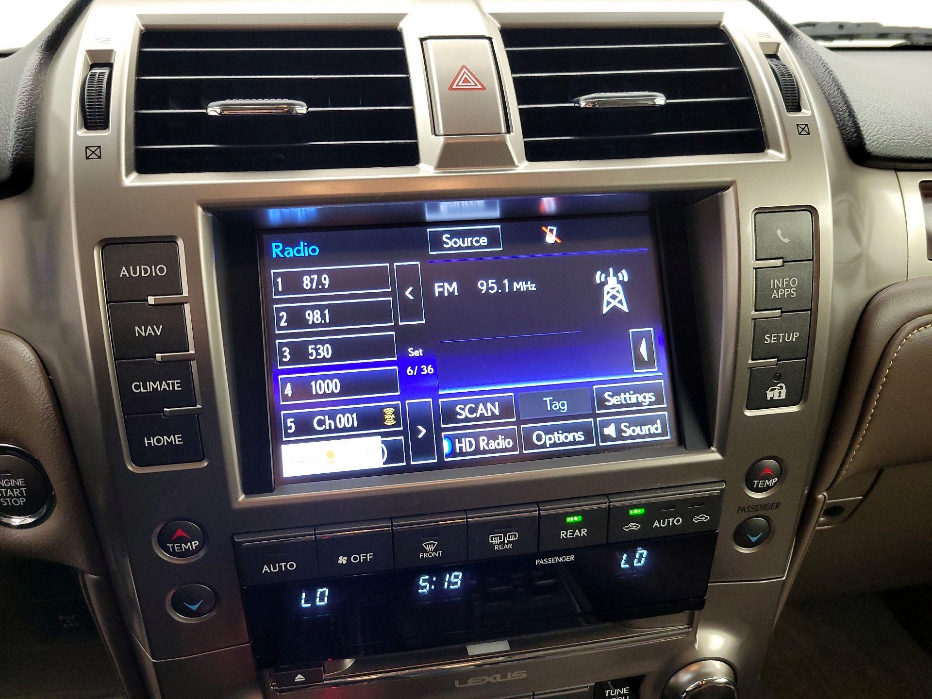 Thumbnail: 2018 Lexus GX - 16