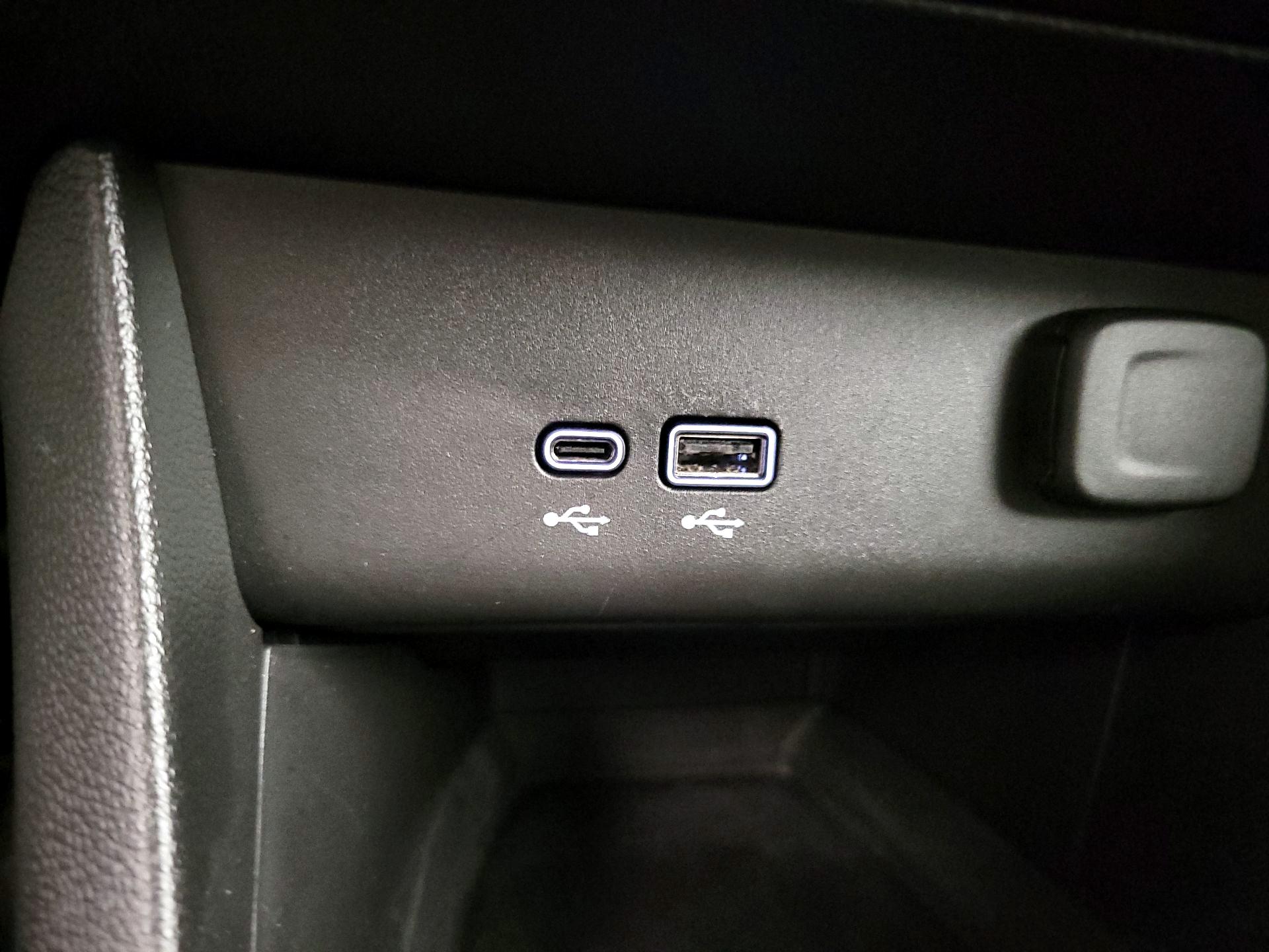 Thumbnail: 2025 Buick Encore GX - 18