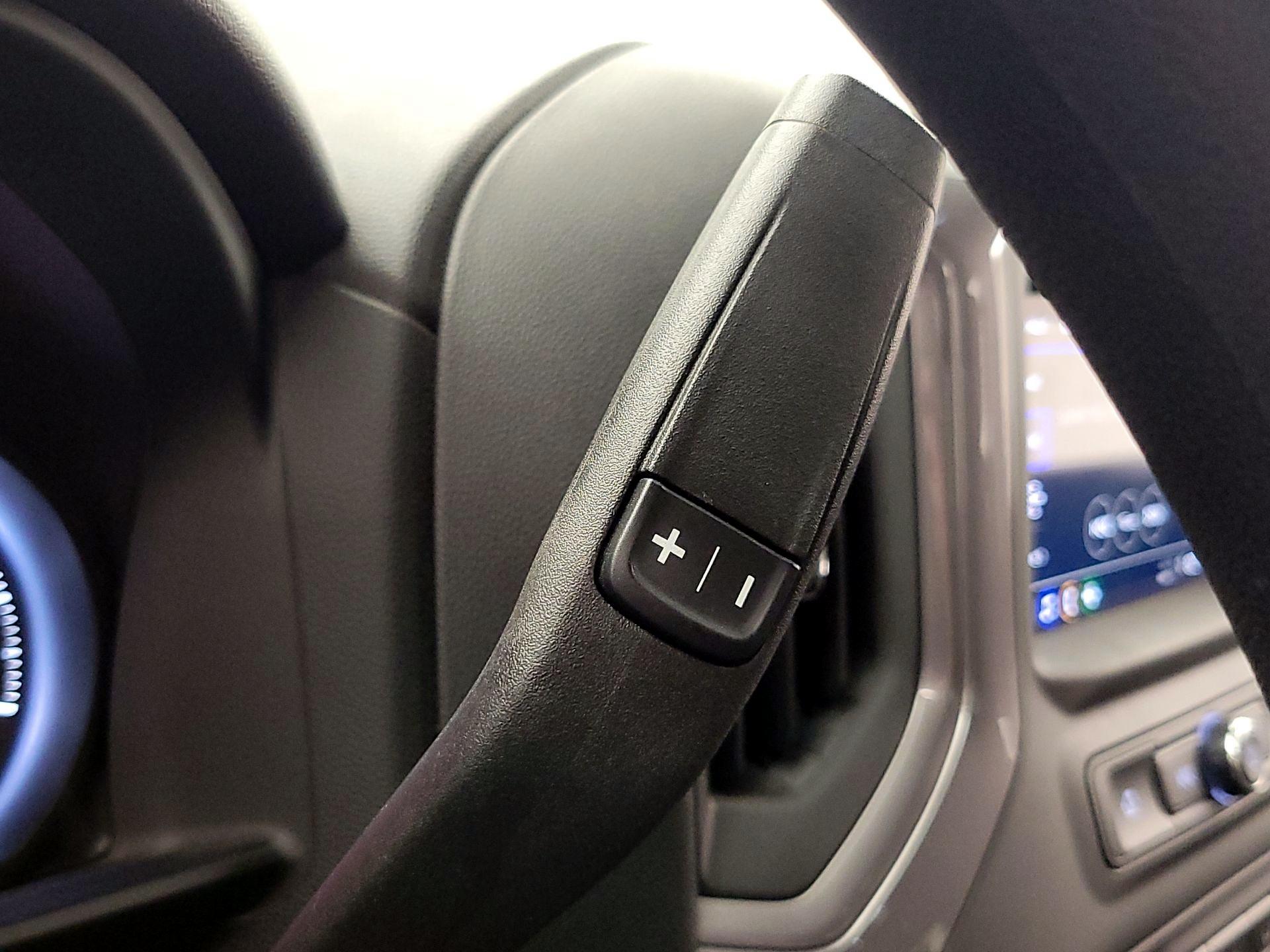 Thumbnail: 2022 Chevrolet Silverado 1500 - 17