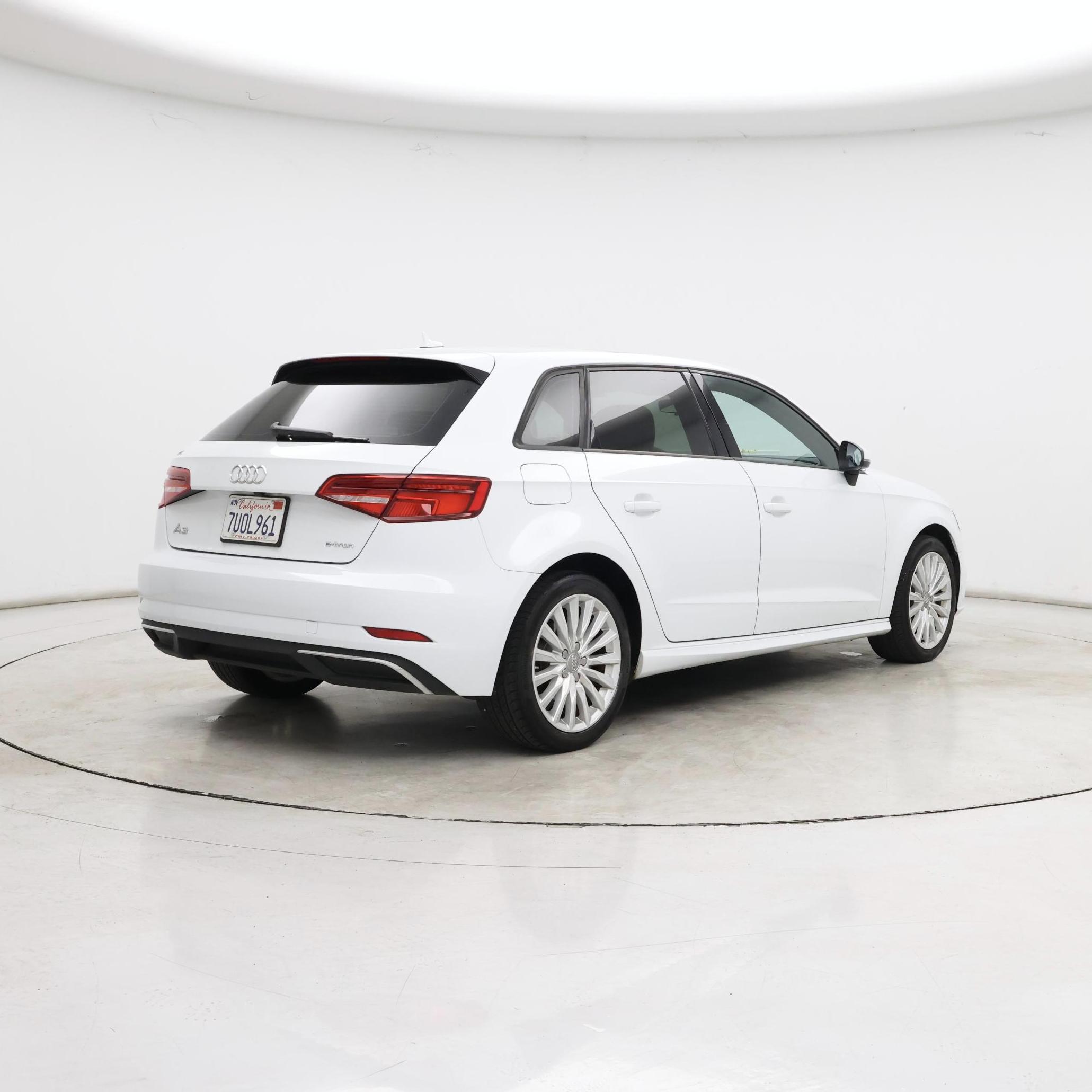 Thumbnail: 2017 Audi A3 - 8