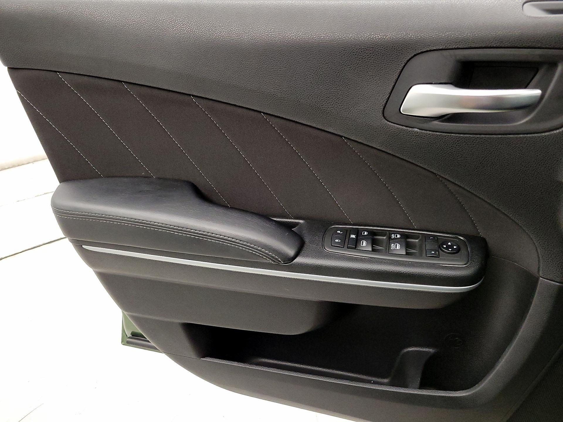 Thumbnail: 2021 Dodge Charger - 12