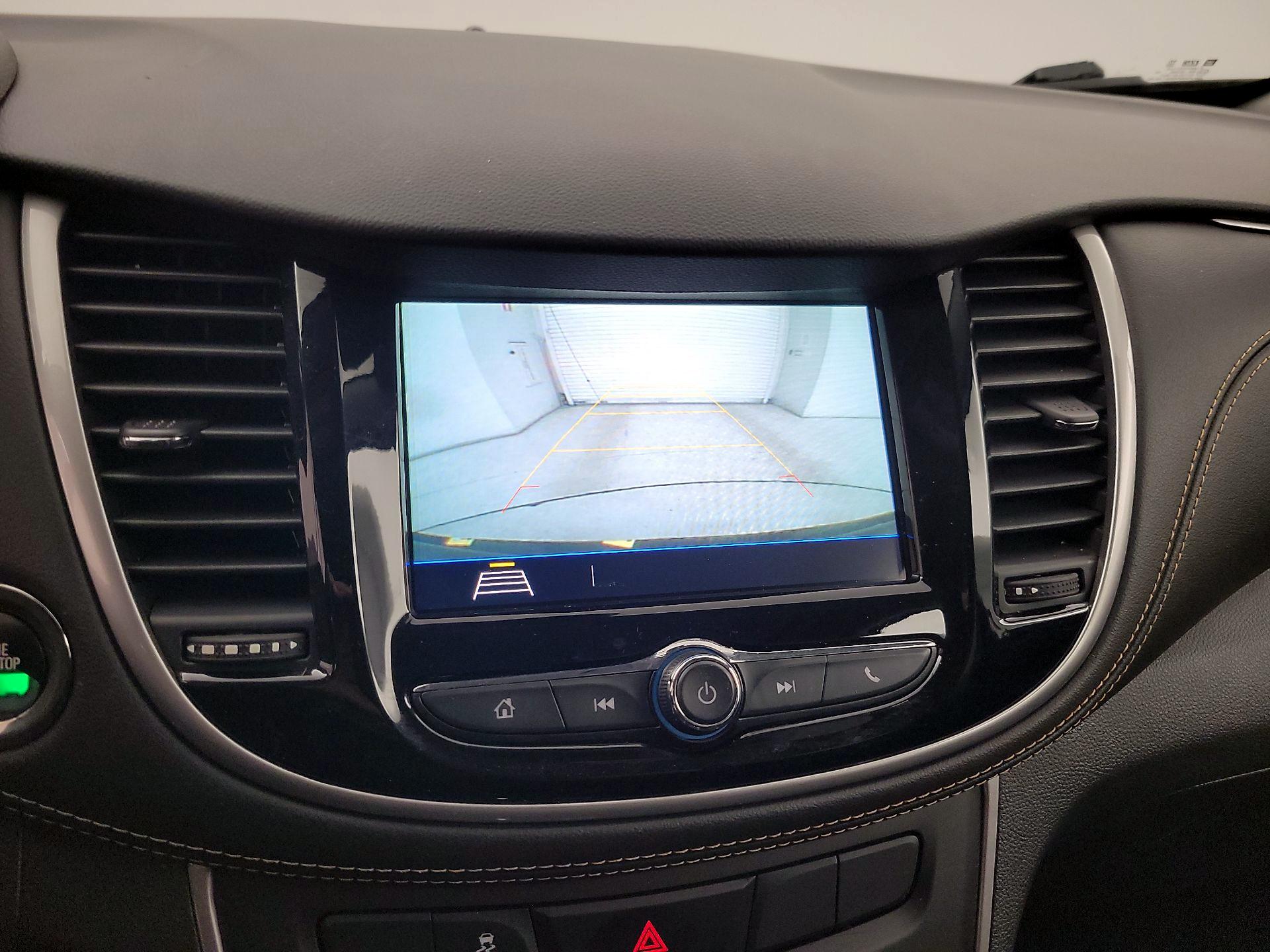 Thumbnail: 2019 Chevrolet Trax - 14