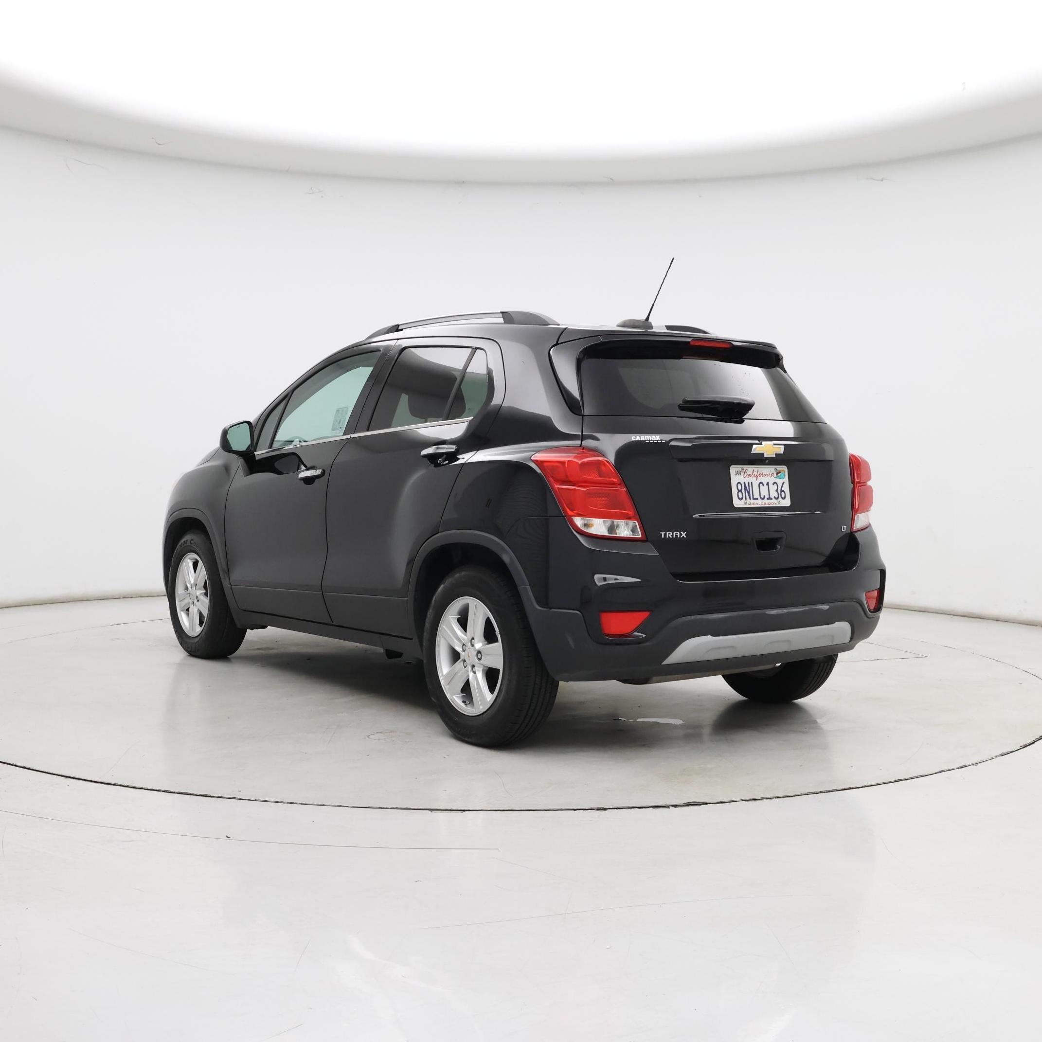Thumbnail: 2019 Chevrolet Trax - 2