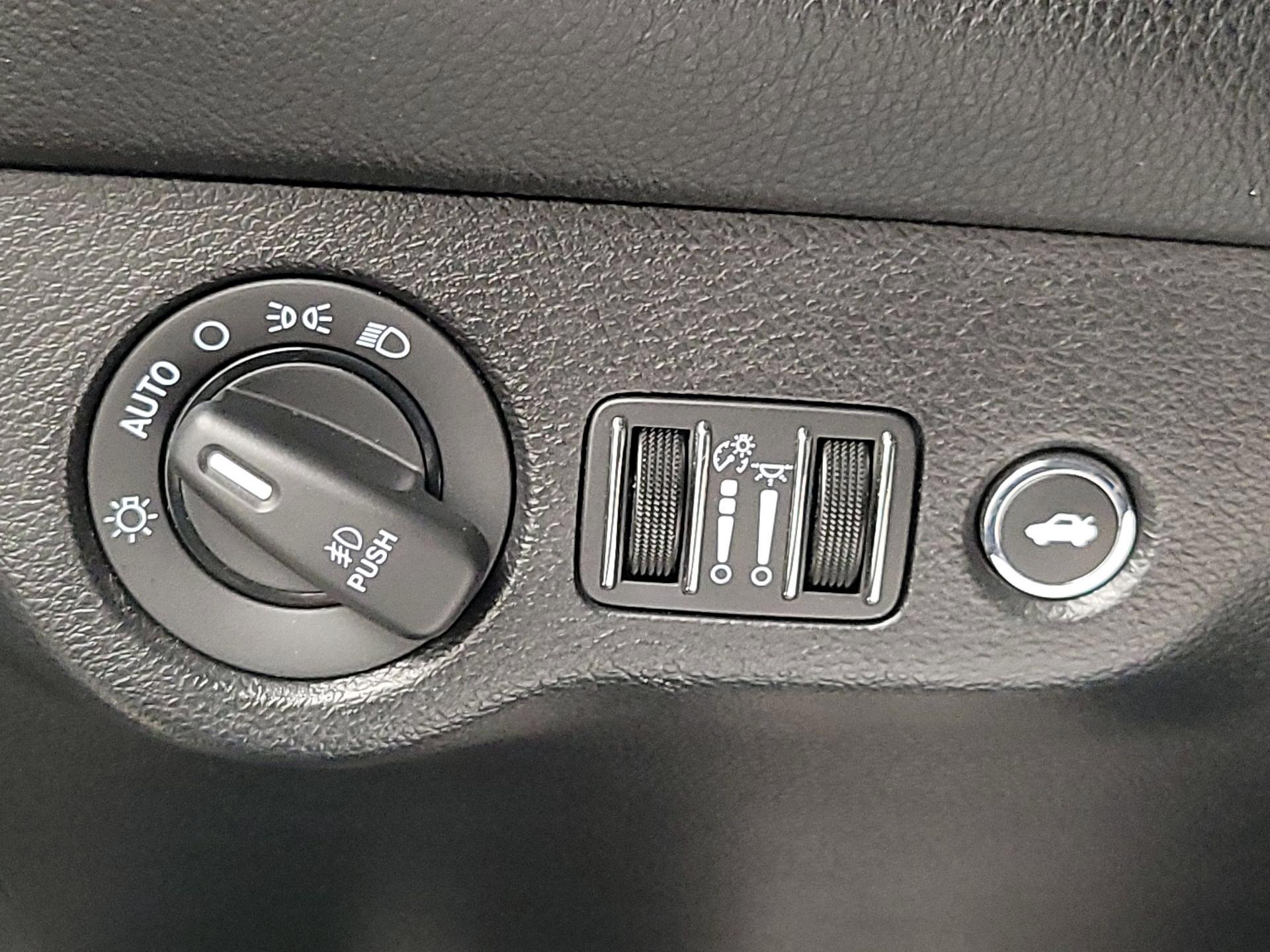 Thumbnail: 2021 Dodge Challenger - 13