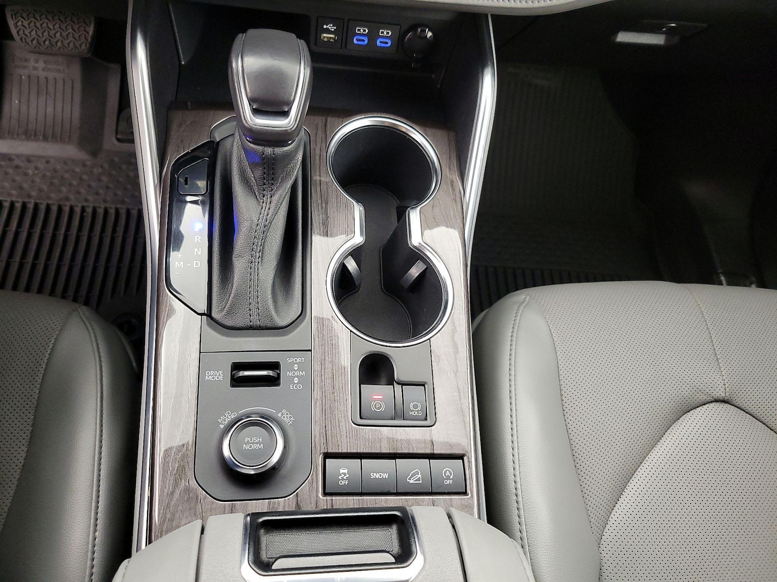 2022 Toyota Highlander Platinum - Photo 19