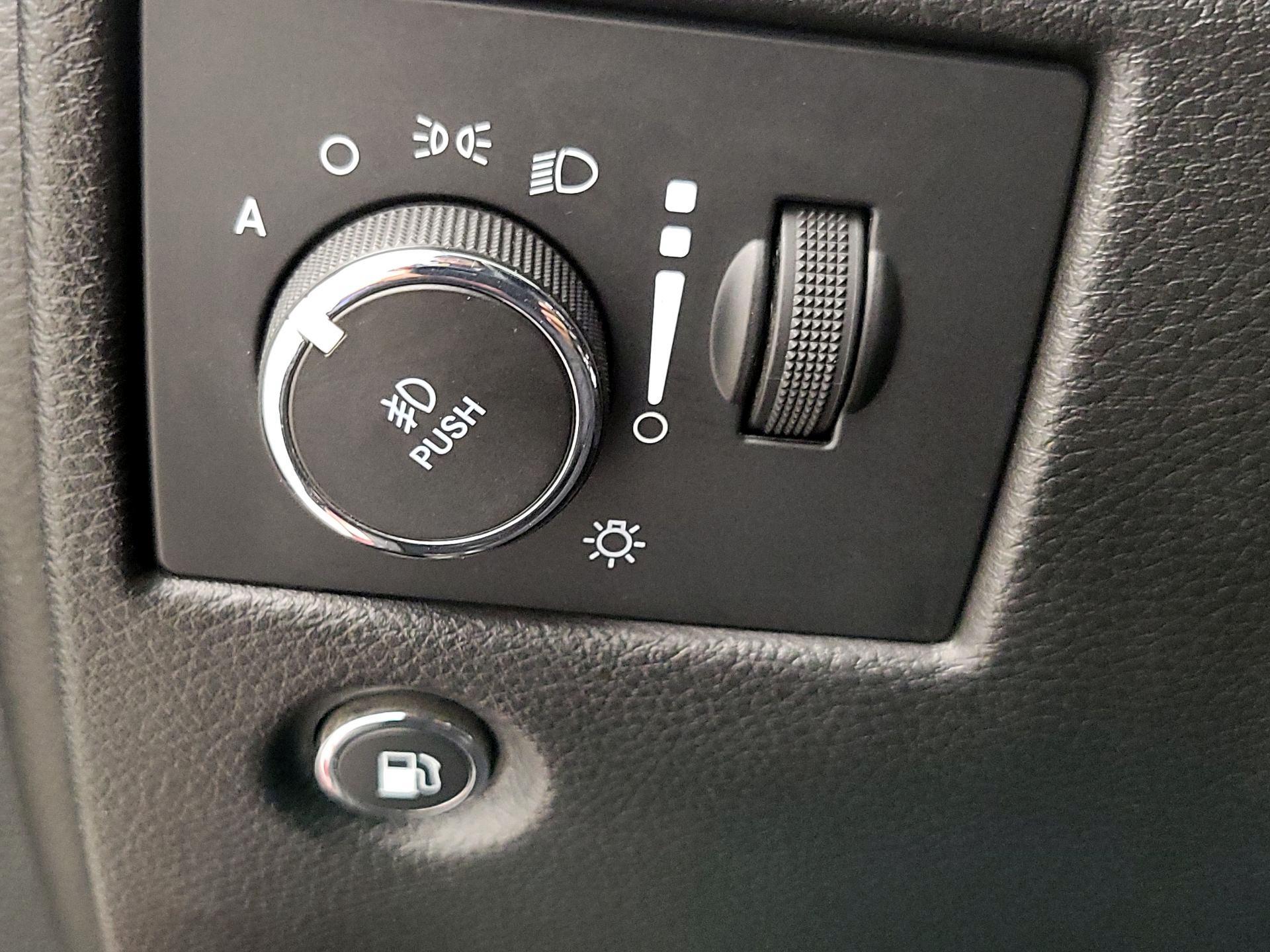 Thumbnail: 2021 Jeep Grand Cherokee - 13