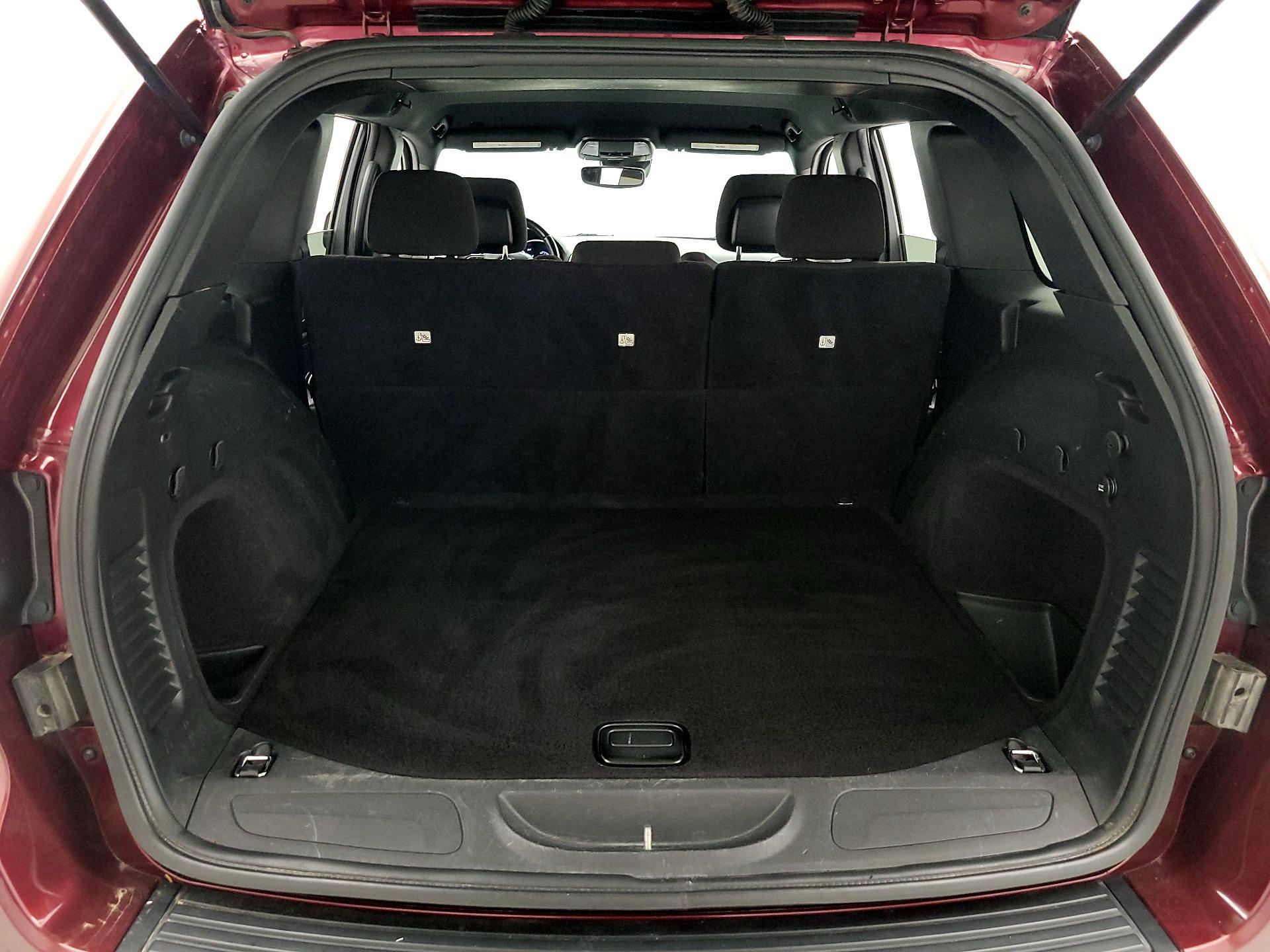 Thumbnail: 2021 Jeep Grand Cherokee - 20