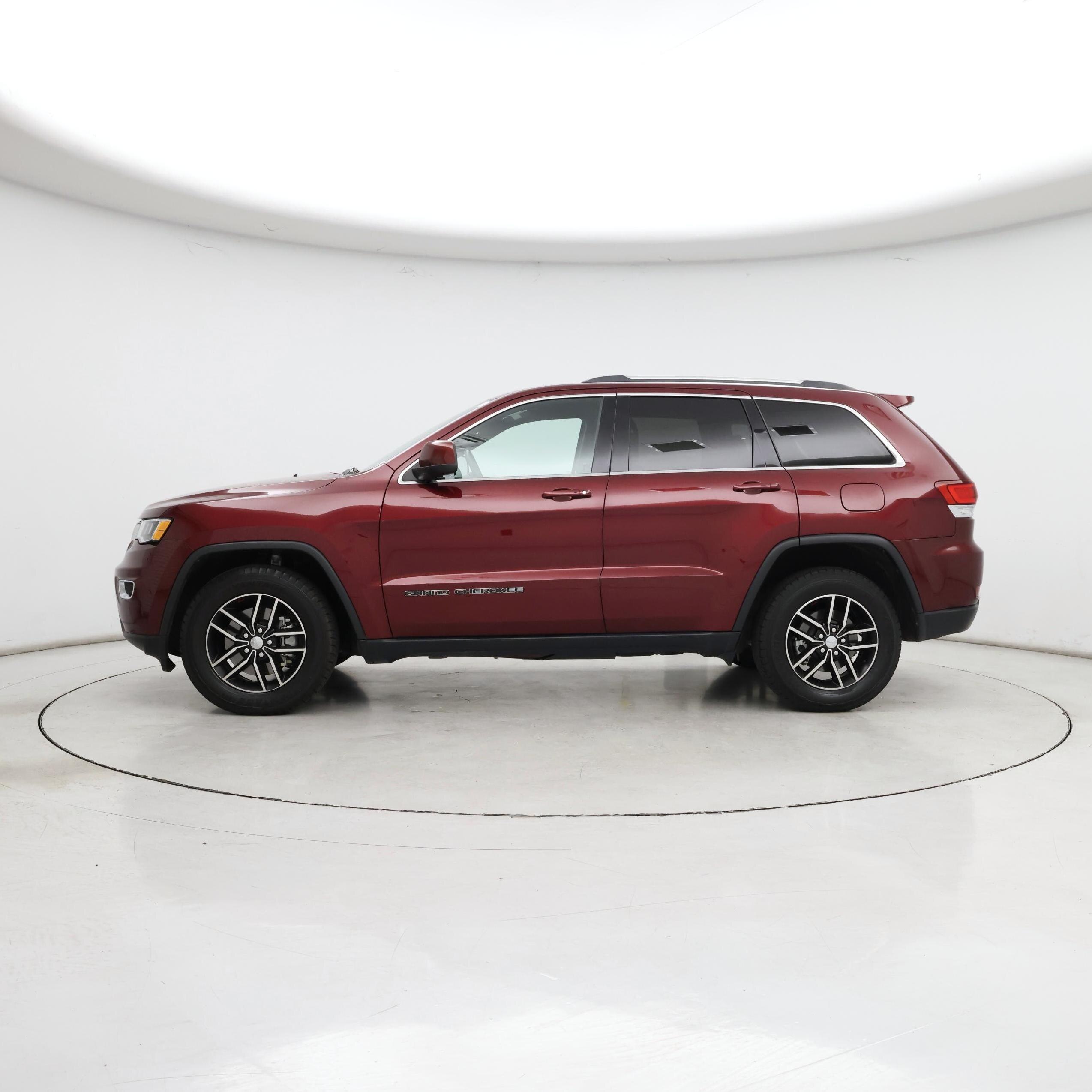 Thumbnail: 2021 Jeep Grand Cherokee - 3