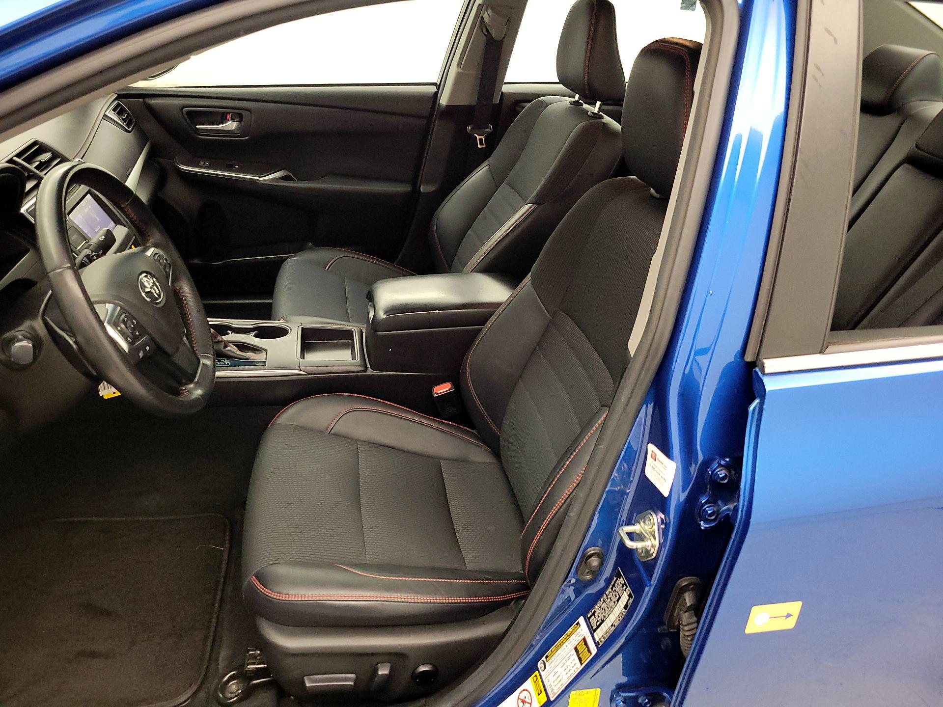 Thumbnail: 2017 Toyota Camry - 11