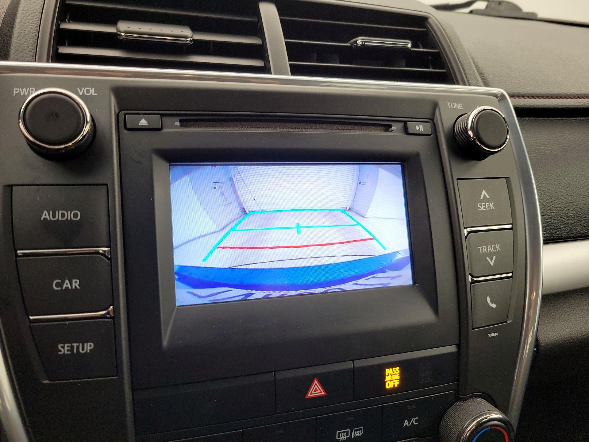 Thumbnail: 2017 Toyota Camry - 14