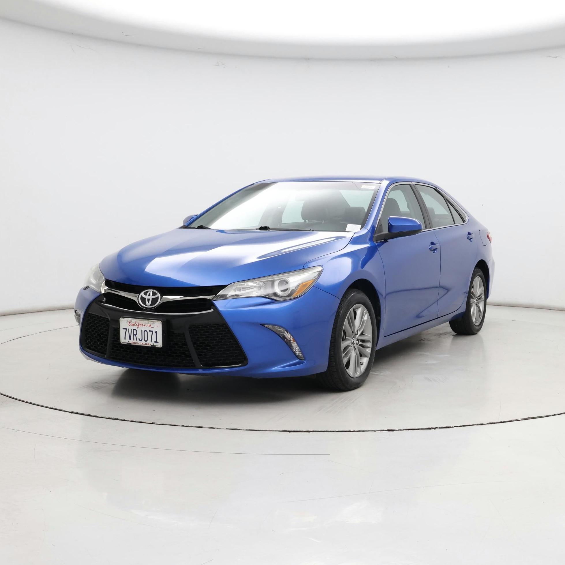 Thumbnail: 2017 Toyota Camry - 4