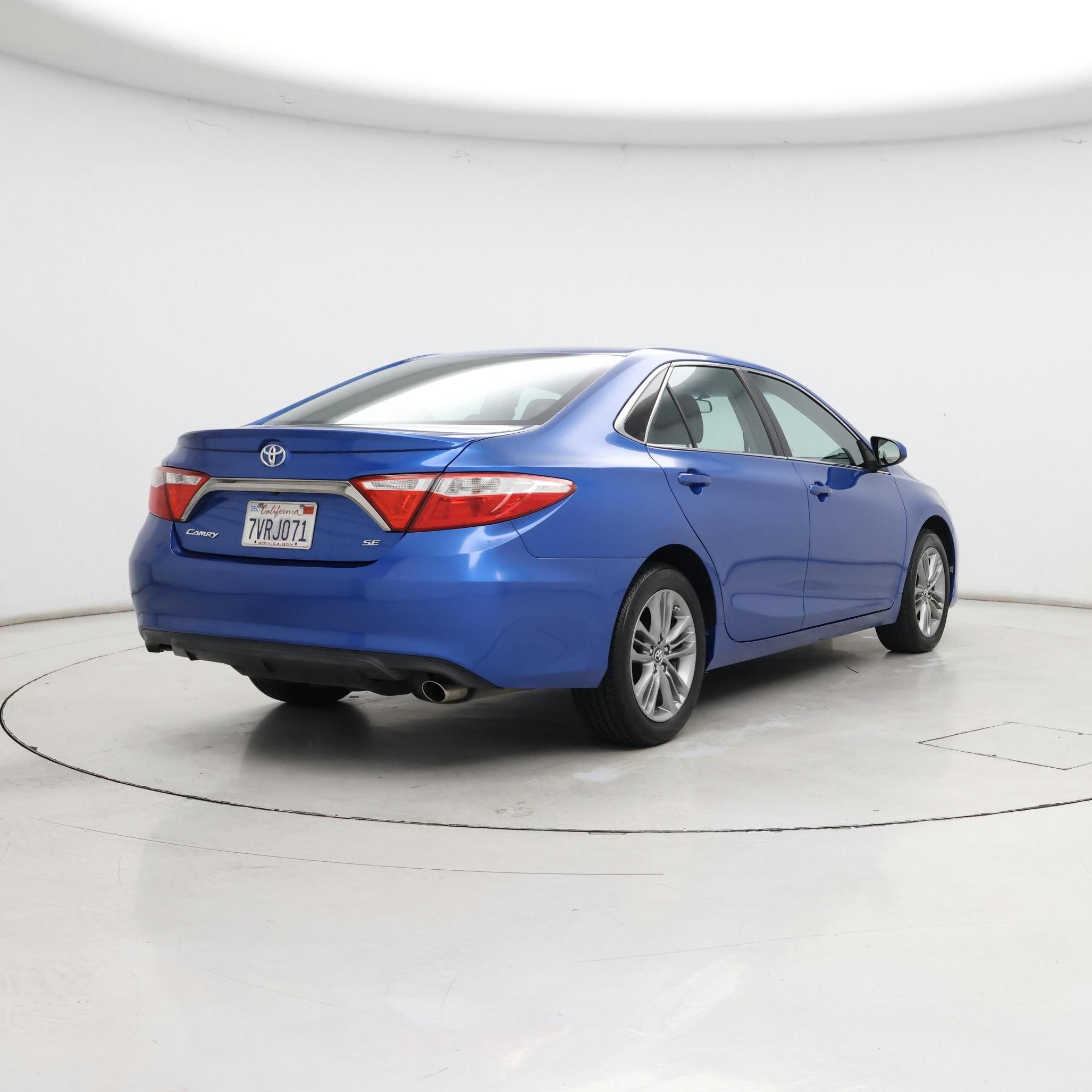 Thumbnail: 2017 Toyota Camry - 8