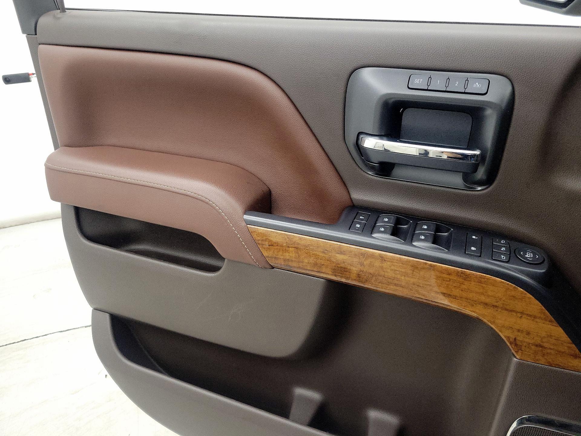 Thumbnail: 2015 Chevrolet Silverado 1500 - 12