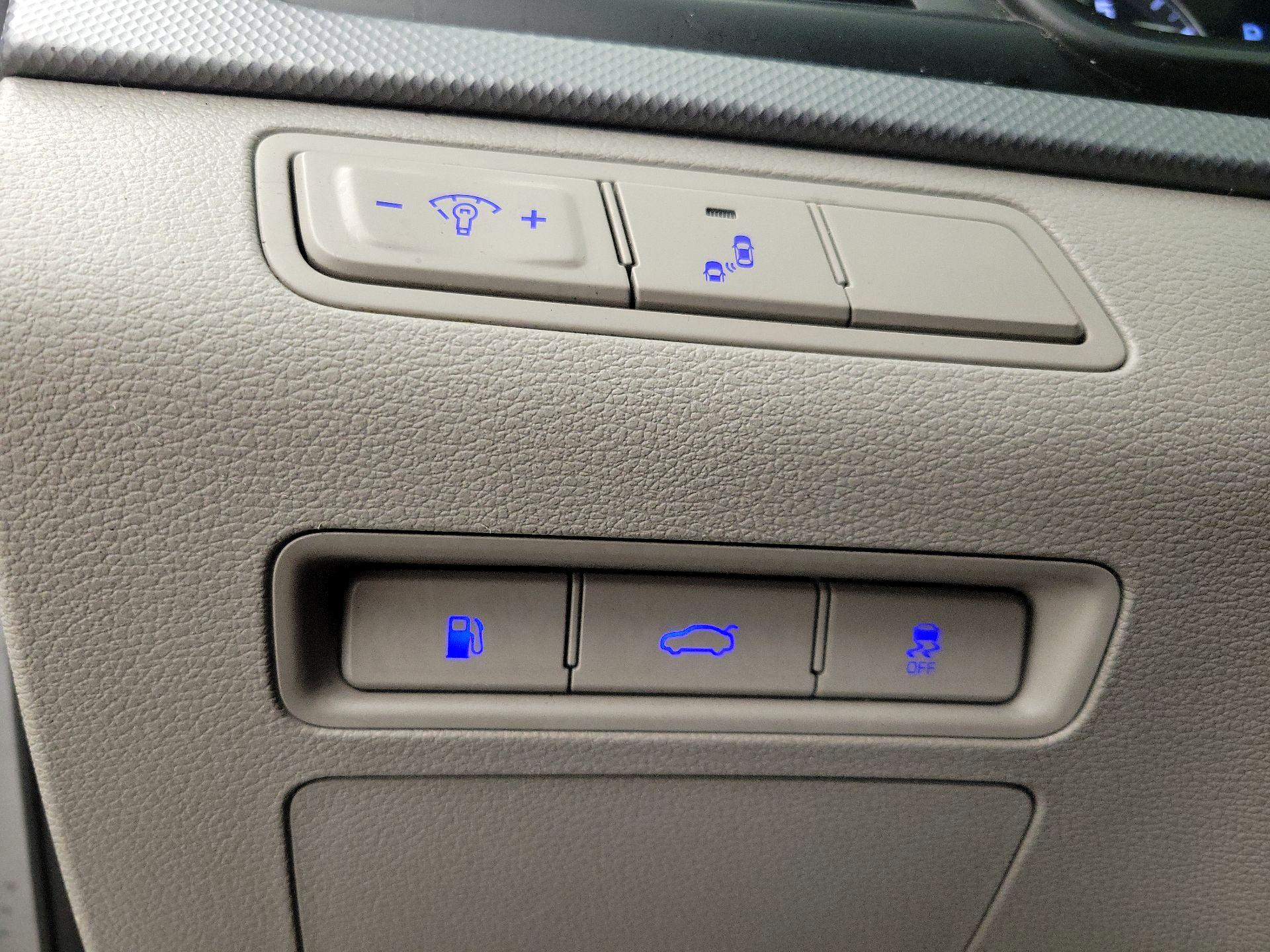 Thumbnail: 2019 Hyundai Sonata - 13