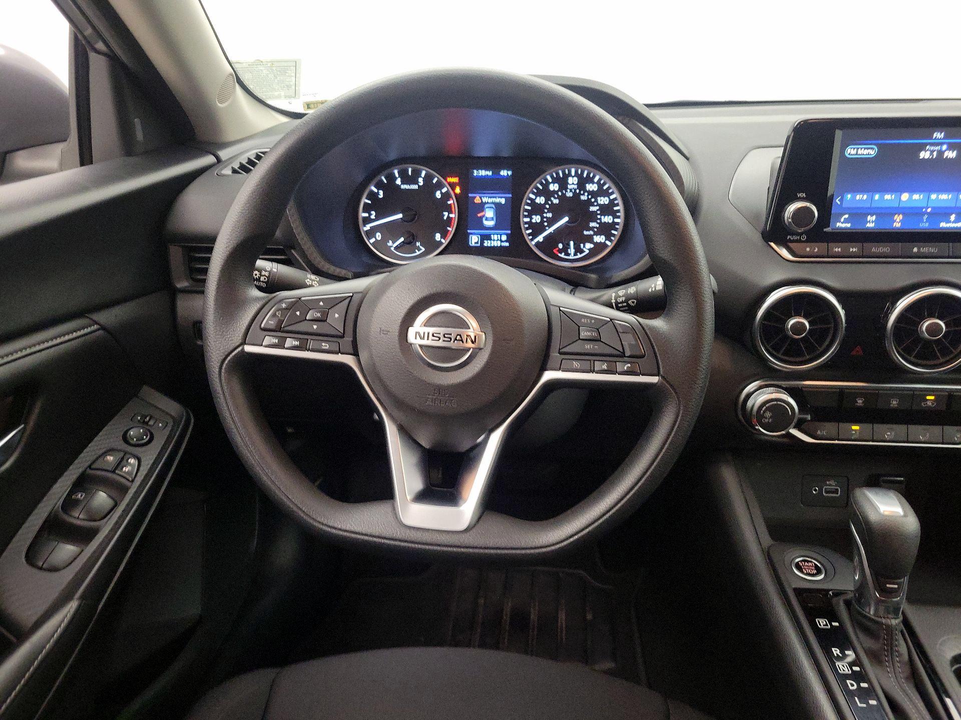 Thumbnail: 2023 Nissan Sentra - 10