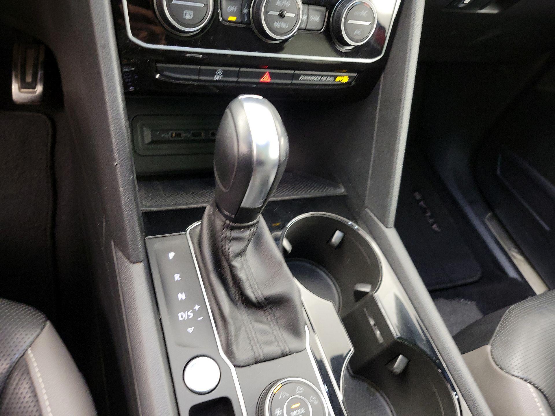 Thumbnail: 2020 Volkswagen Atlas - 17