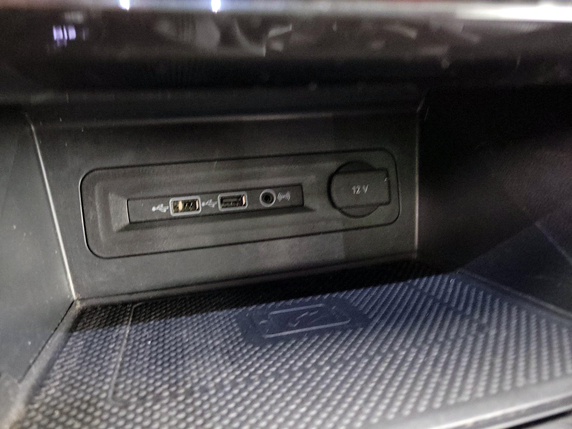 Thumbnail: 2020 Volkswagen Atlas - 18