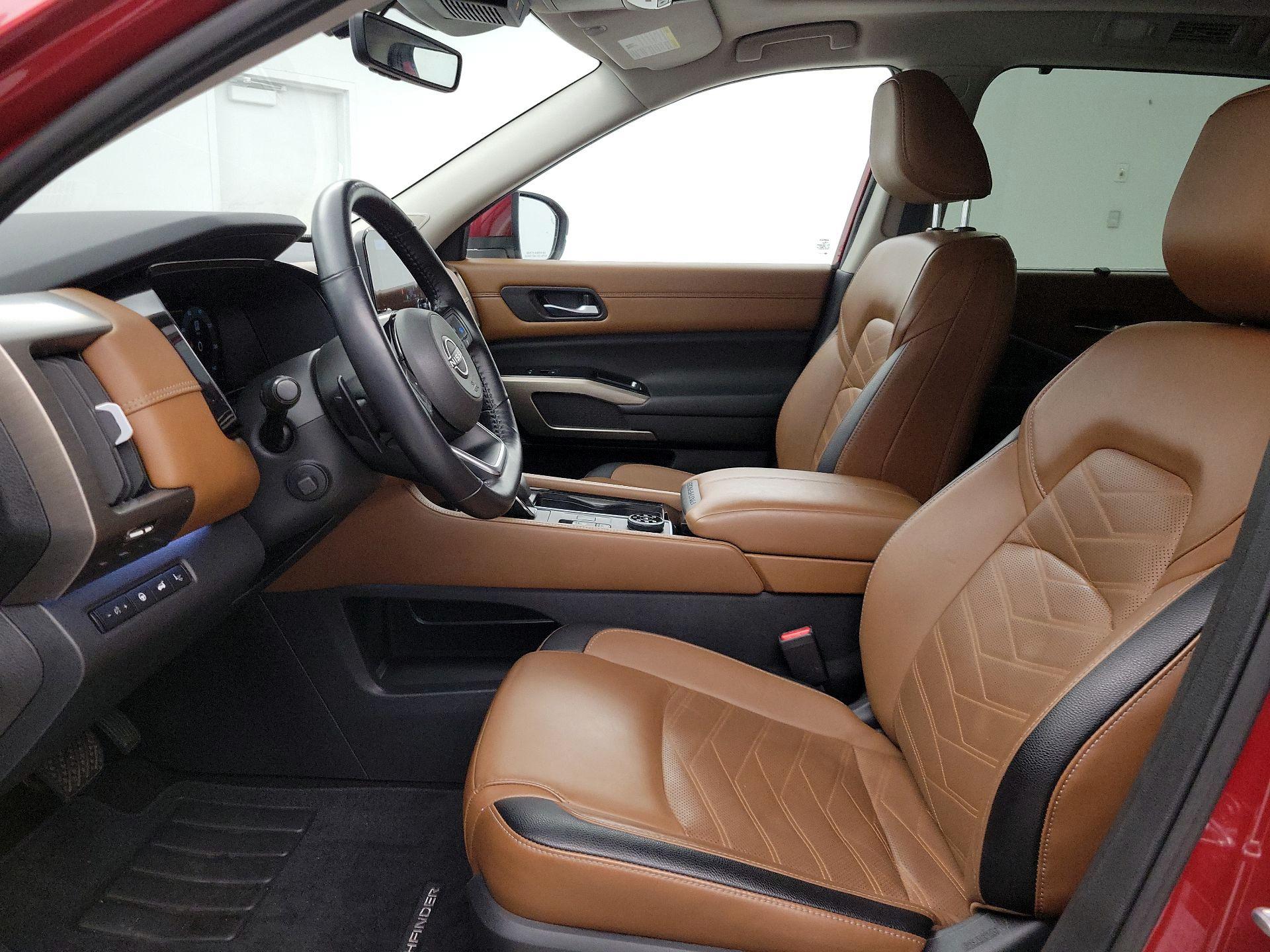 Thumbnail: 2023 Nissan Pathfinder - 11