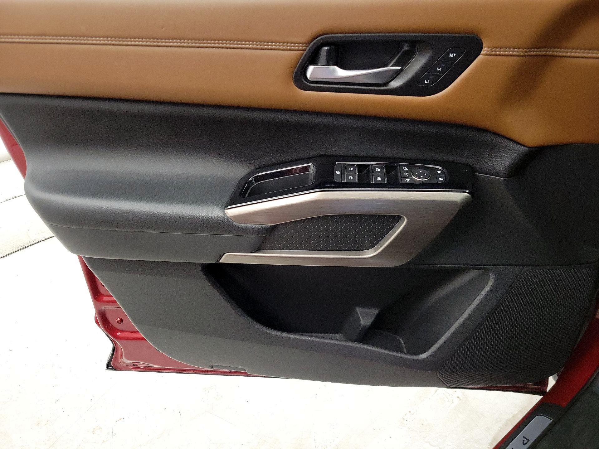 Thumbnail: 2023 Nissan Pathfinder - 12