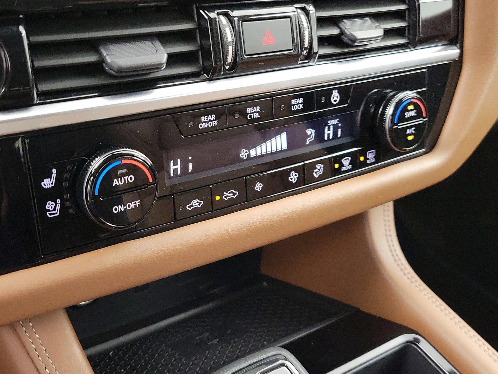 Thumbnail: 2023 Nissan Pathfinder - 17