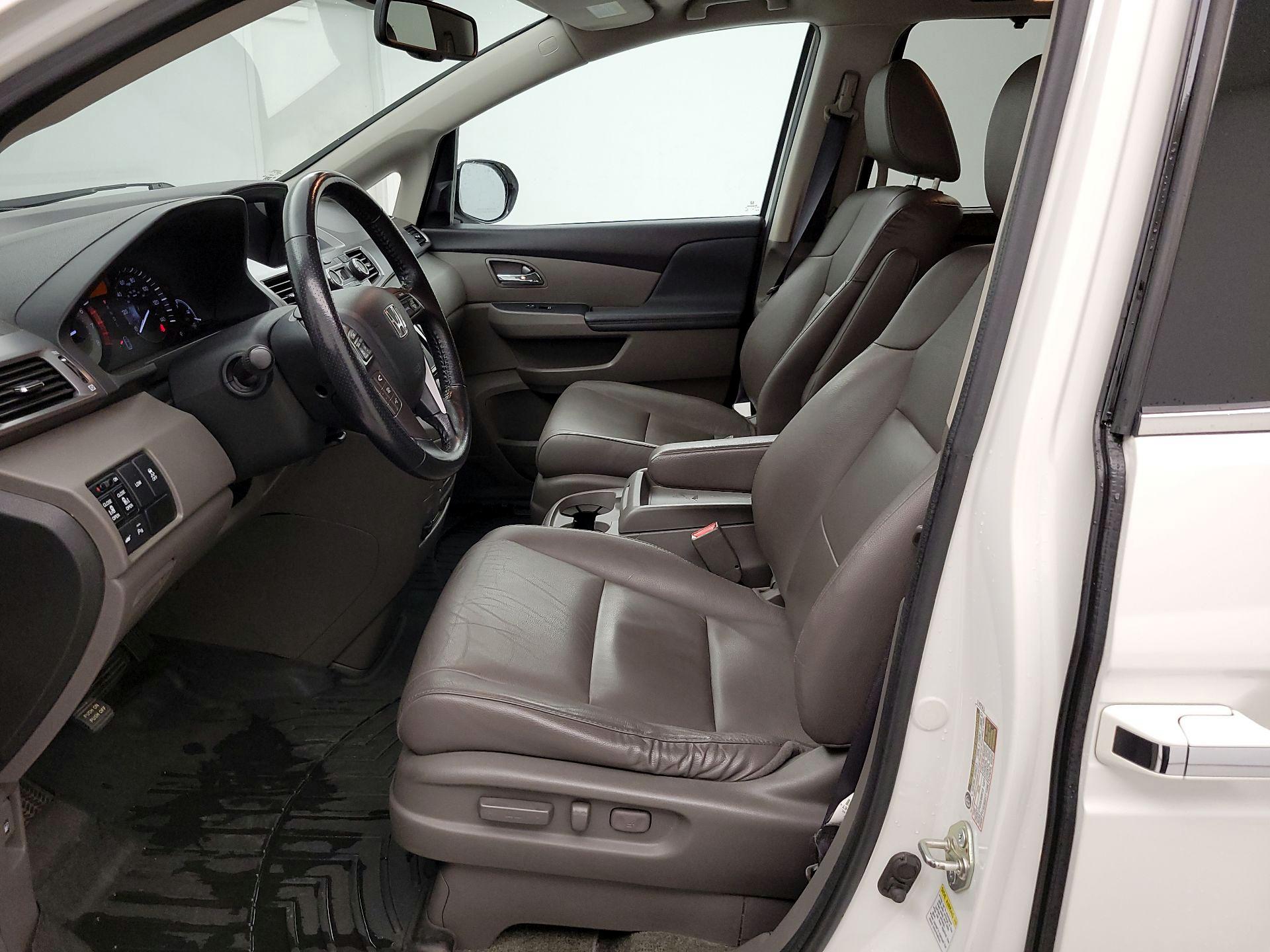 Thumbnail: 2014 Honda Odyssey - 11