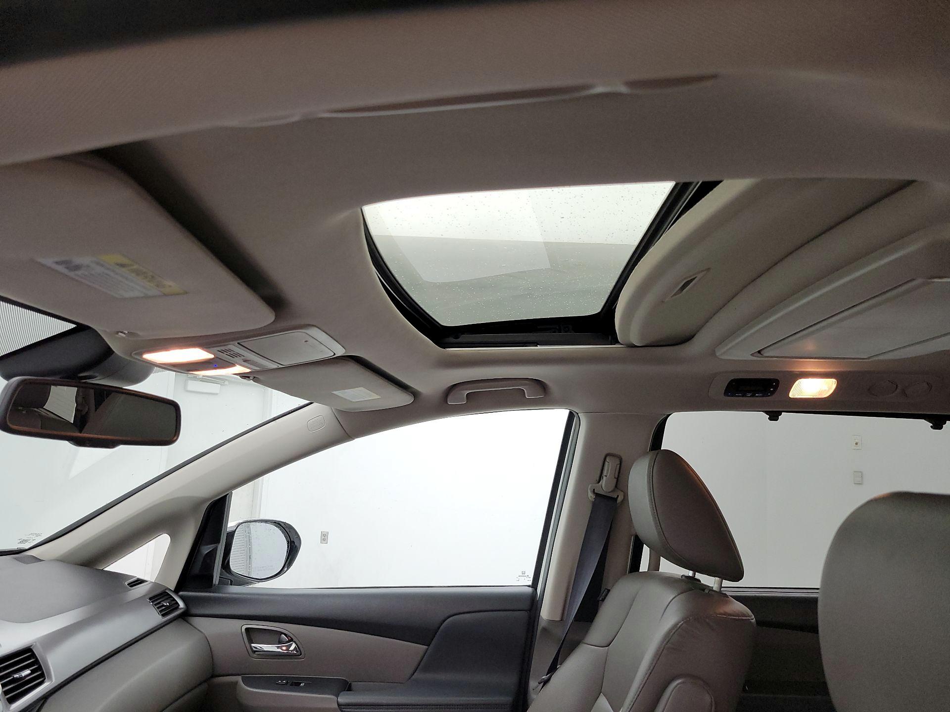 Thumbnail: 2014 Honda Odyssey - 20