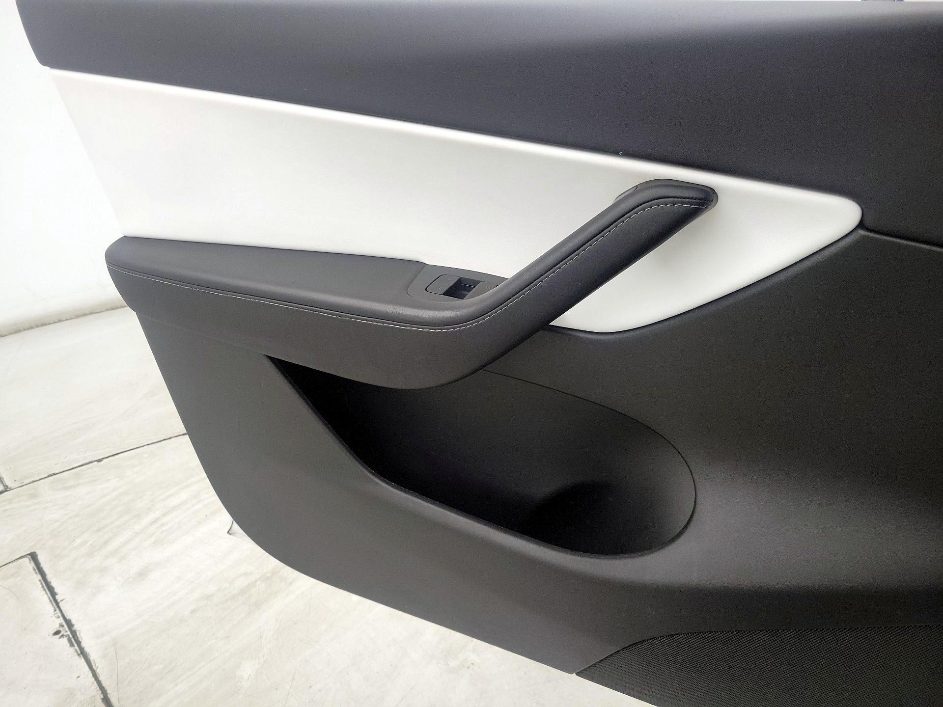 Thumbnail: 2021 Tesla Model Y - 12