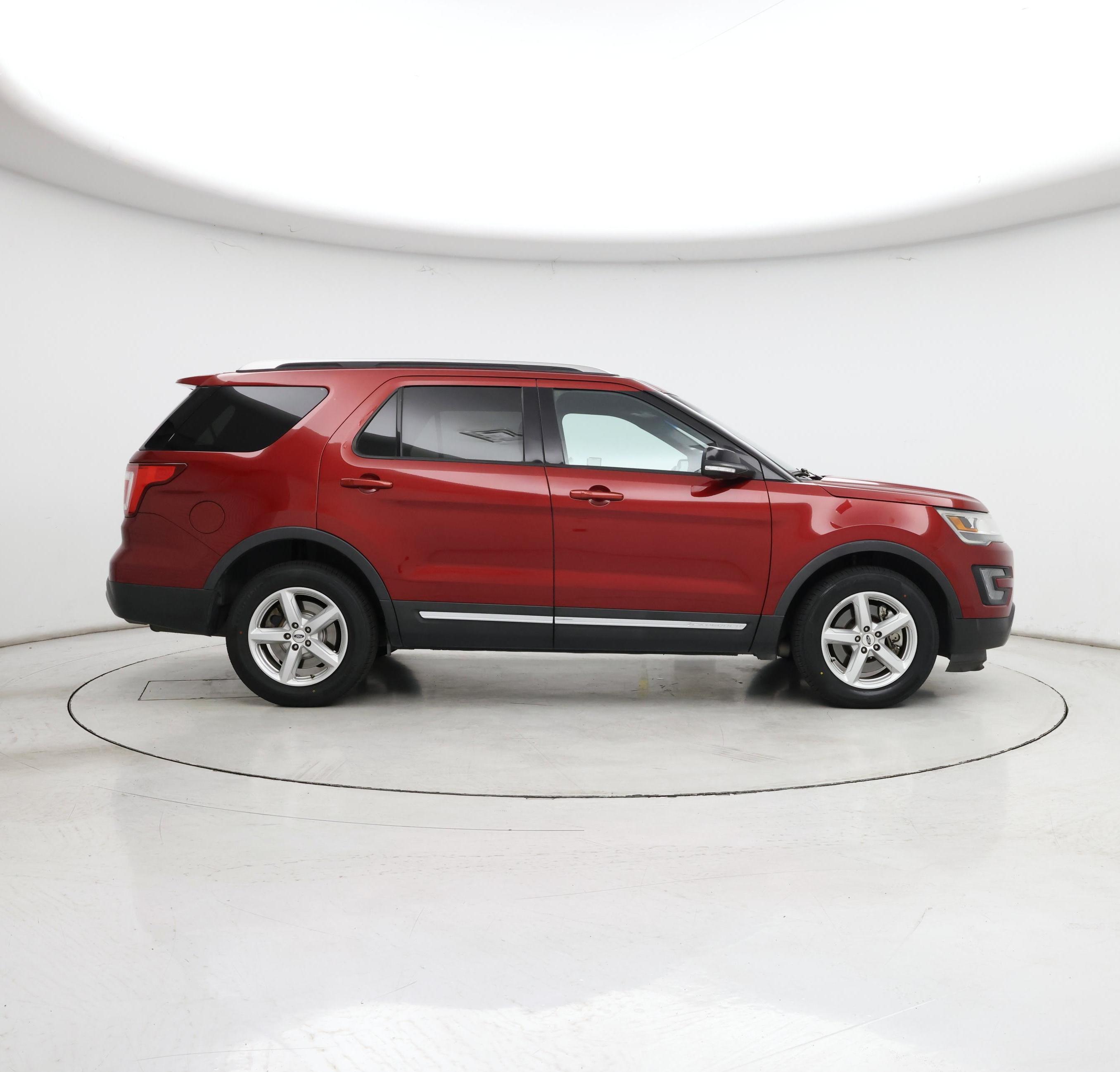 Thumbnail: 2016 Ford Explorer - 7