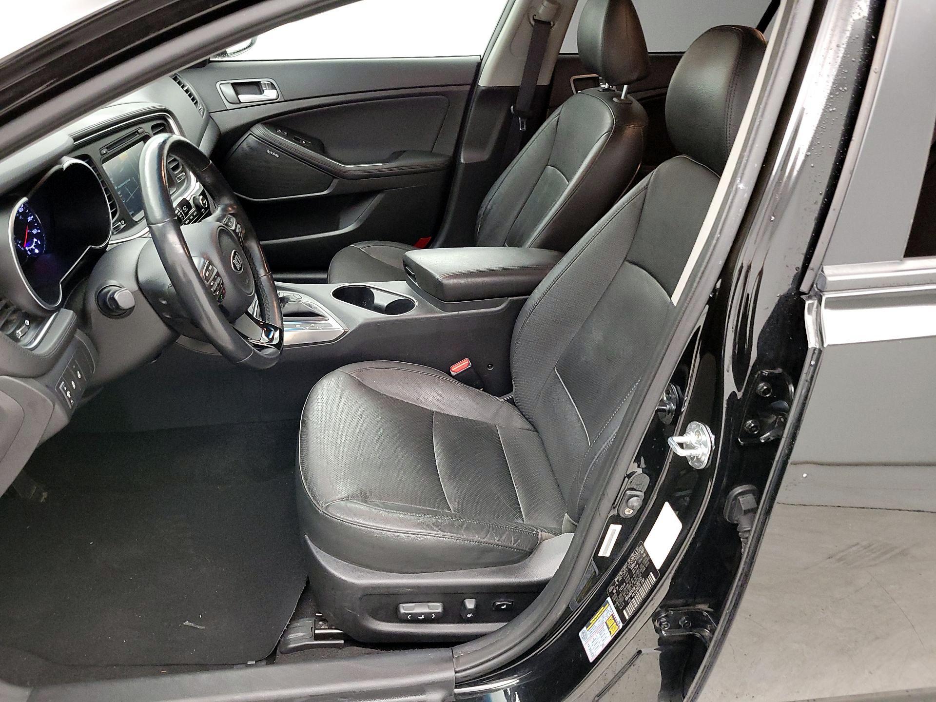 Thumbnail: 2015 Kia Optima - 11