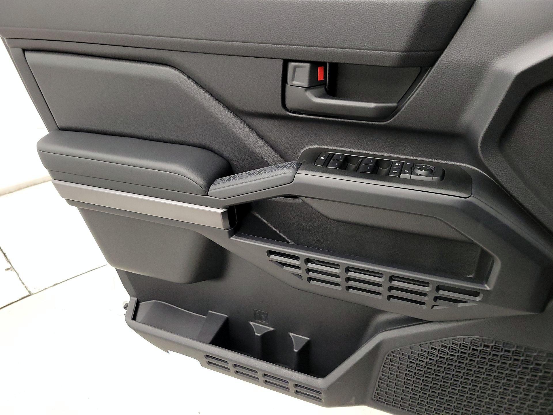 Thumbnail: 2026 Toyota 4Runner - 12