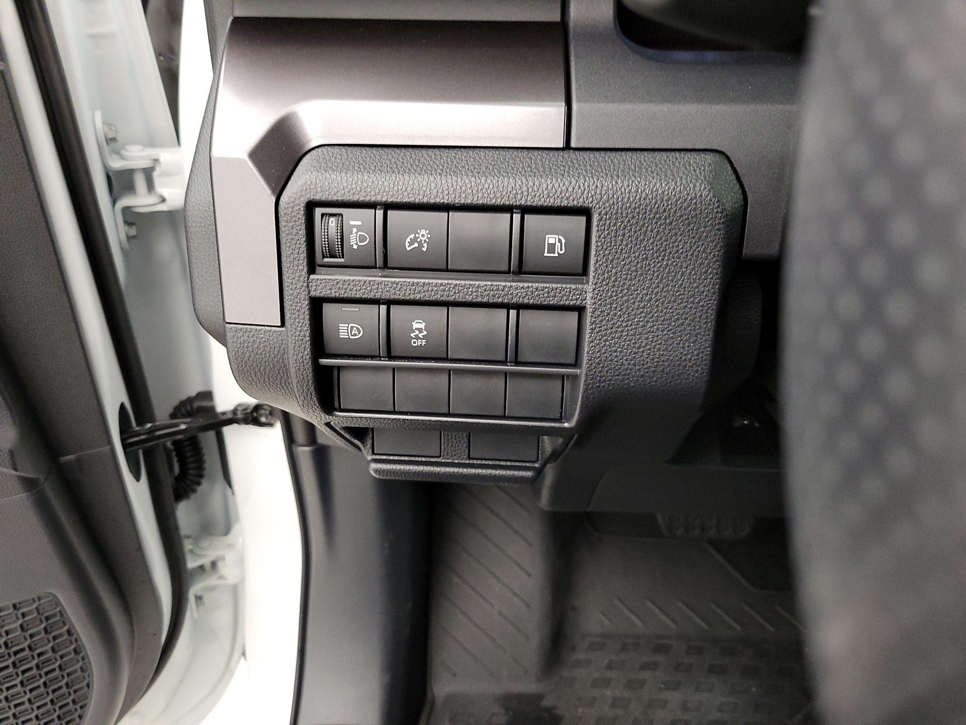 Thumbnail: 2026 Toyota 4Runner - 13