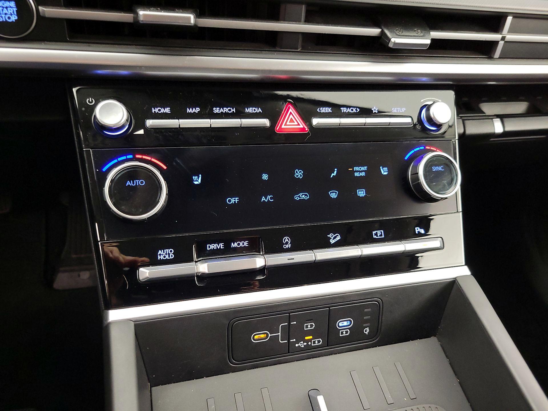 Thumbnail: 2025 Hyundai Santa Fe - 17