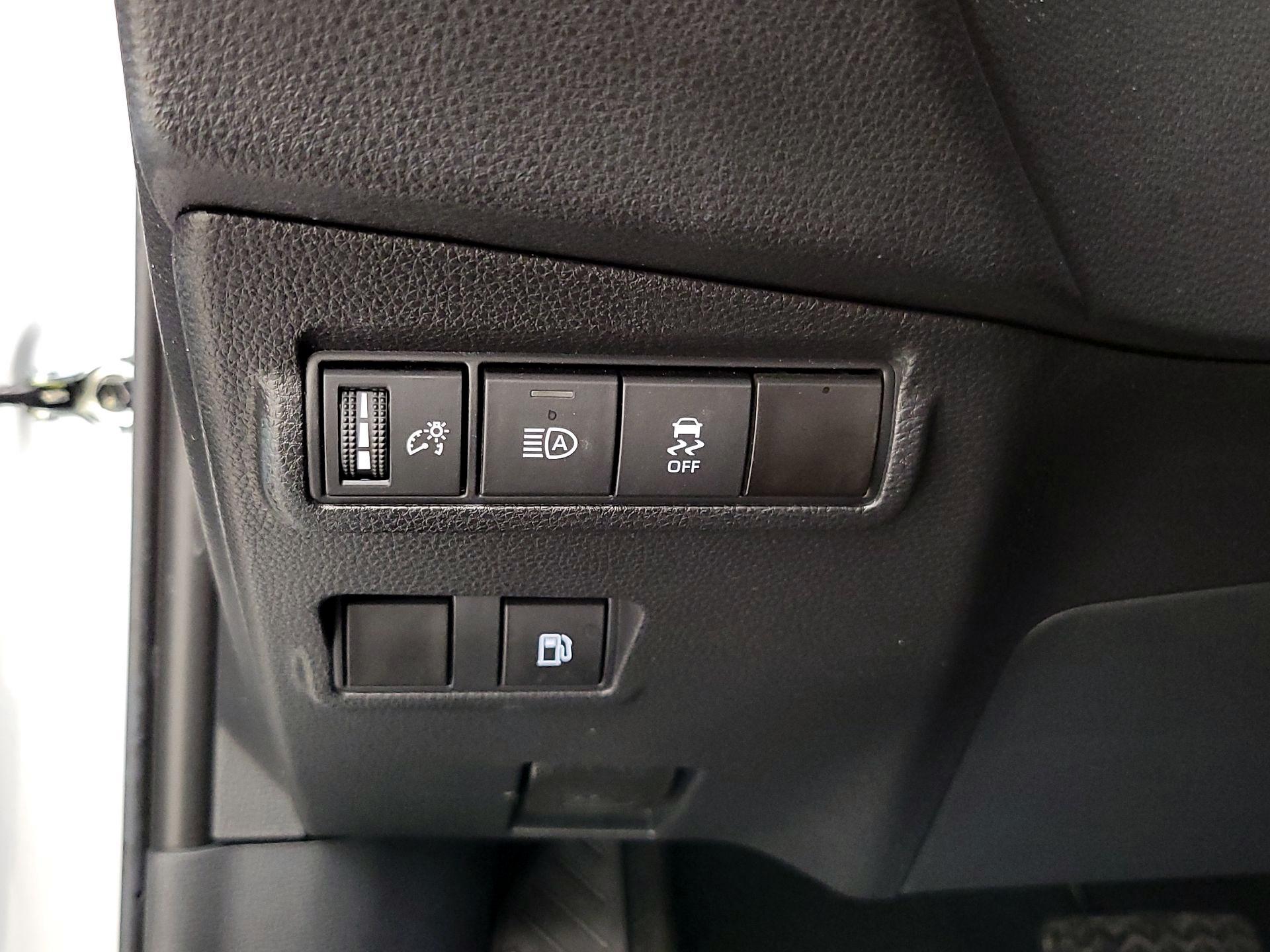 Thumbnail: 2023 Toyota Corolla Cross - 13