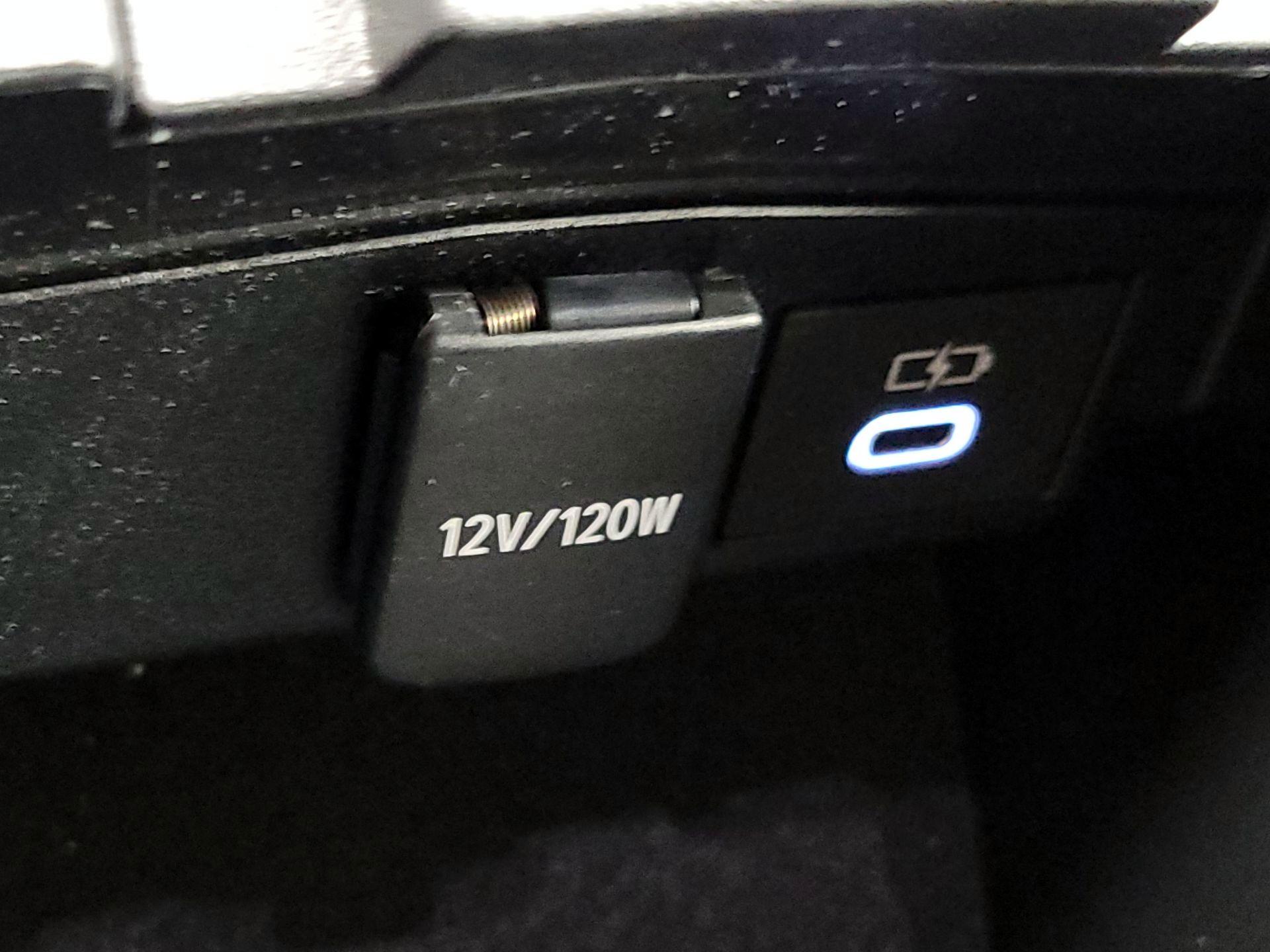 Thumbnail: 2023 Toyota Corolla Cross - 18