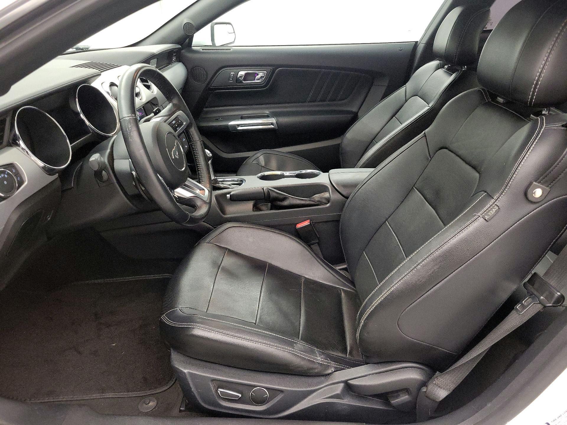 Thumbnail: 2016 Ford Mustang - 11