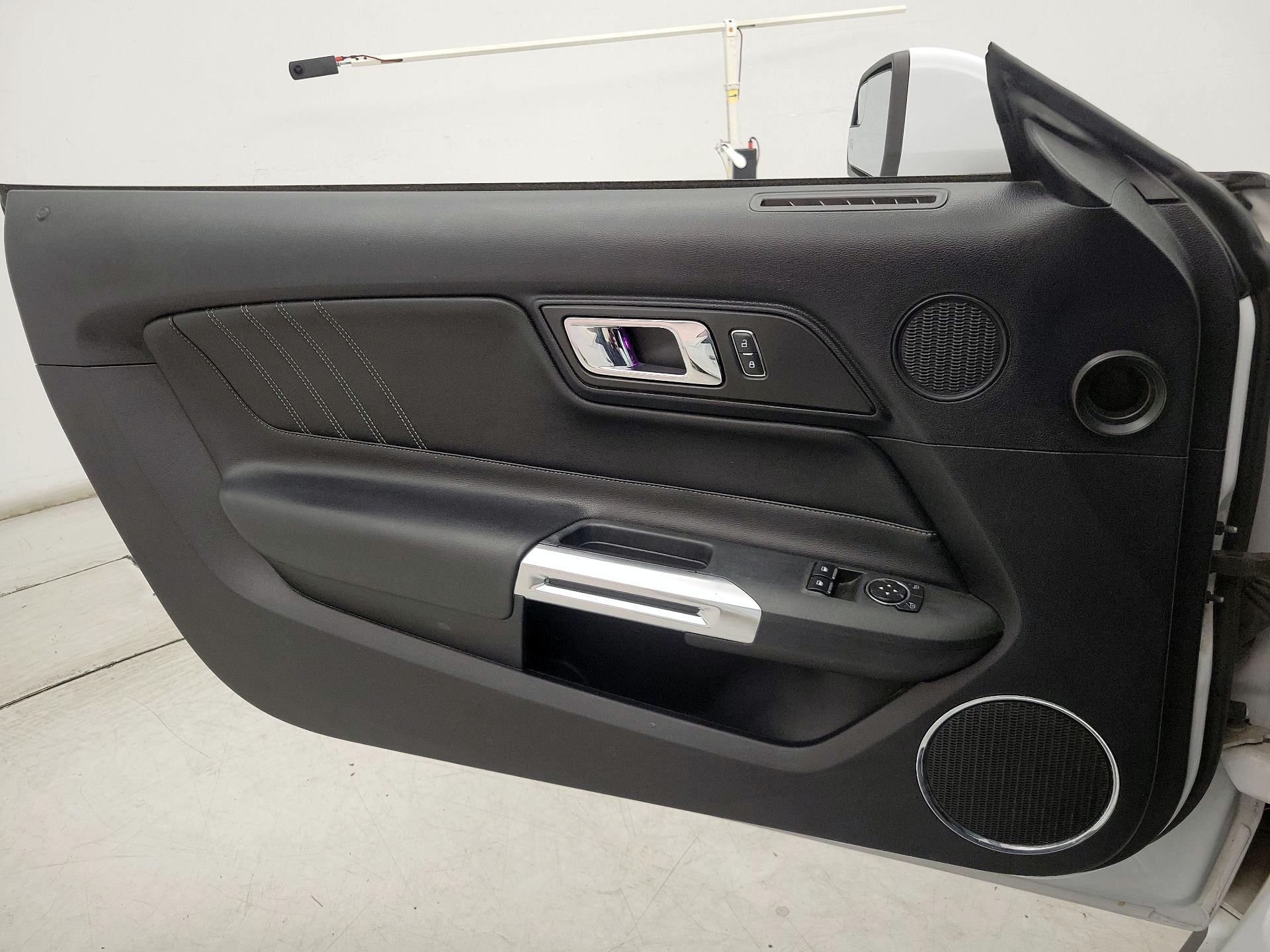 Thumbnail: 2016 Ford Mustang - 12