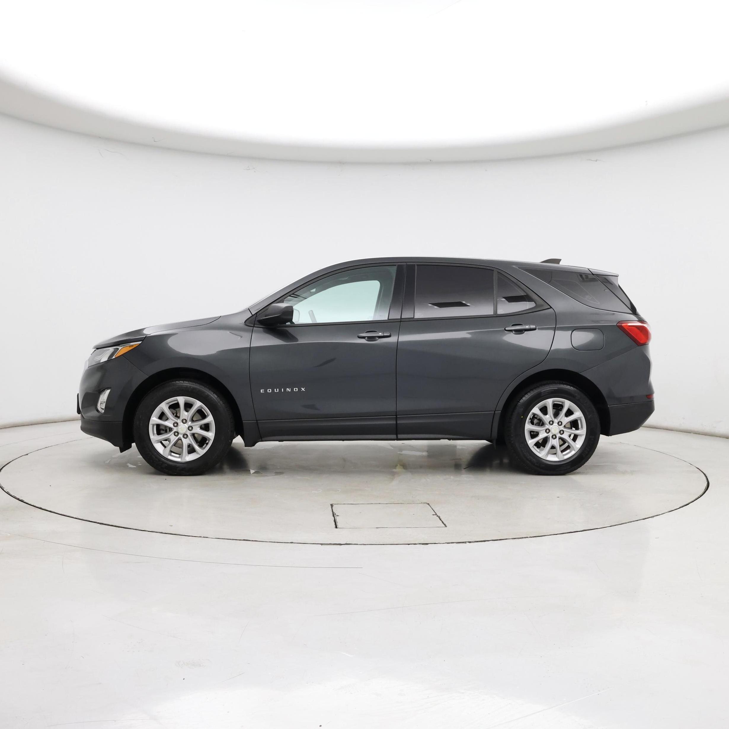 Thumbnail: 2019 Chevrolet Equinox - 3