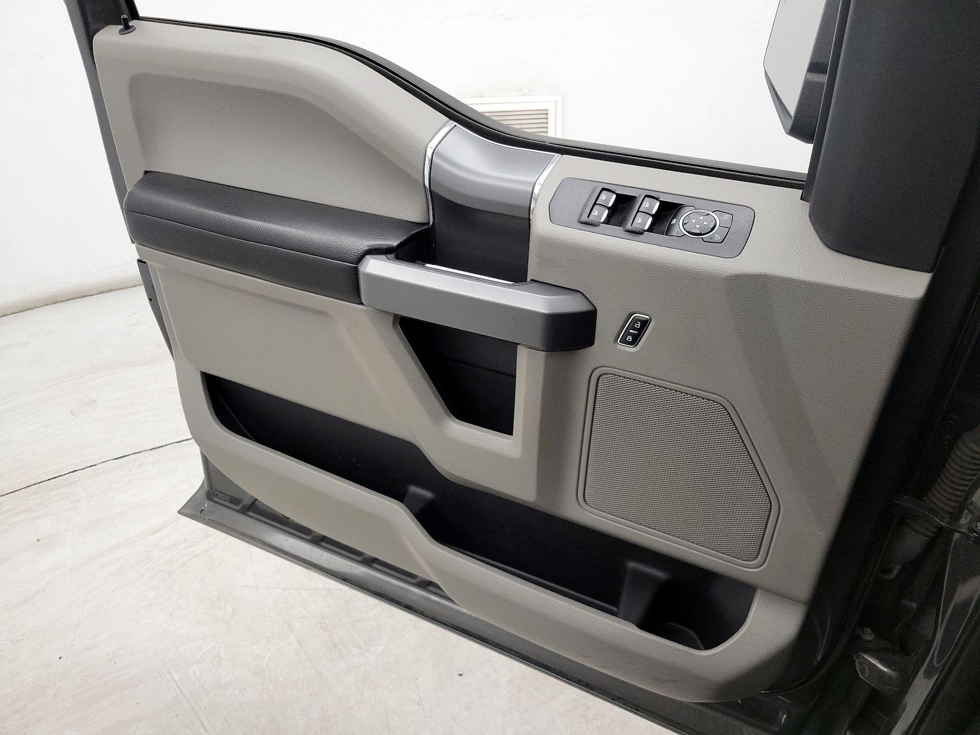 Thumbnail: 2019 Ford F-150 - 12