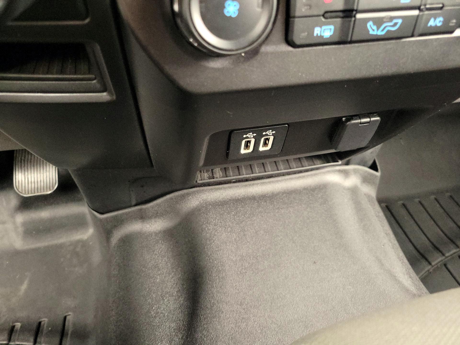 Thumbnail: 2019 Ford F-150 - 19