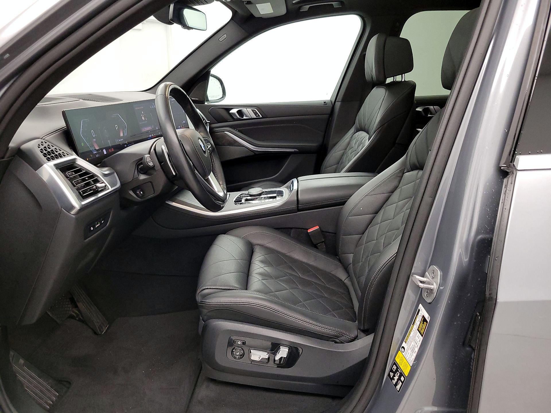 Thumbnail: 2024 BMW X5 - 11