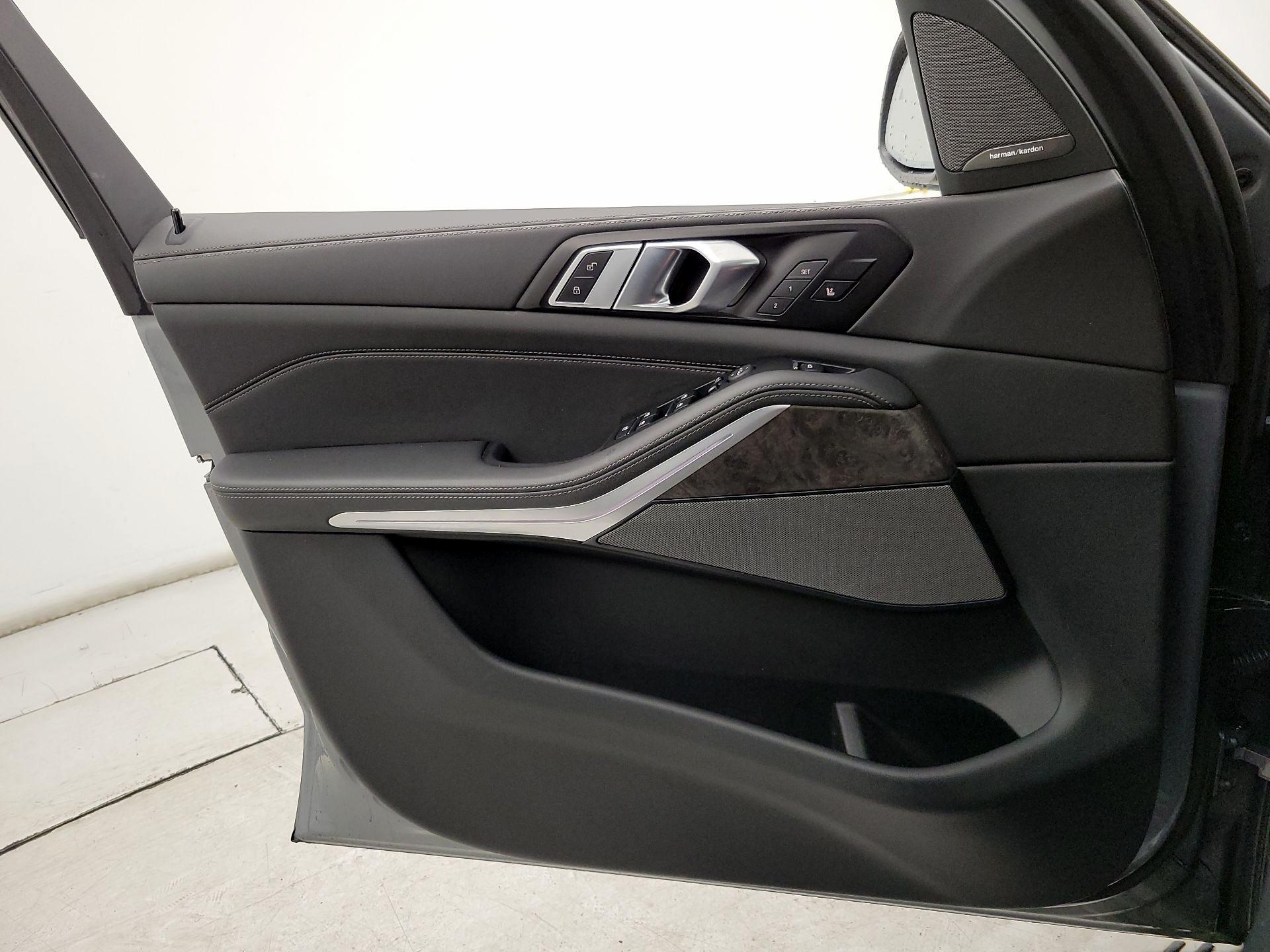 Thumbnail: 2024 BMW X5 - 12