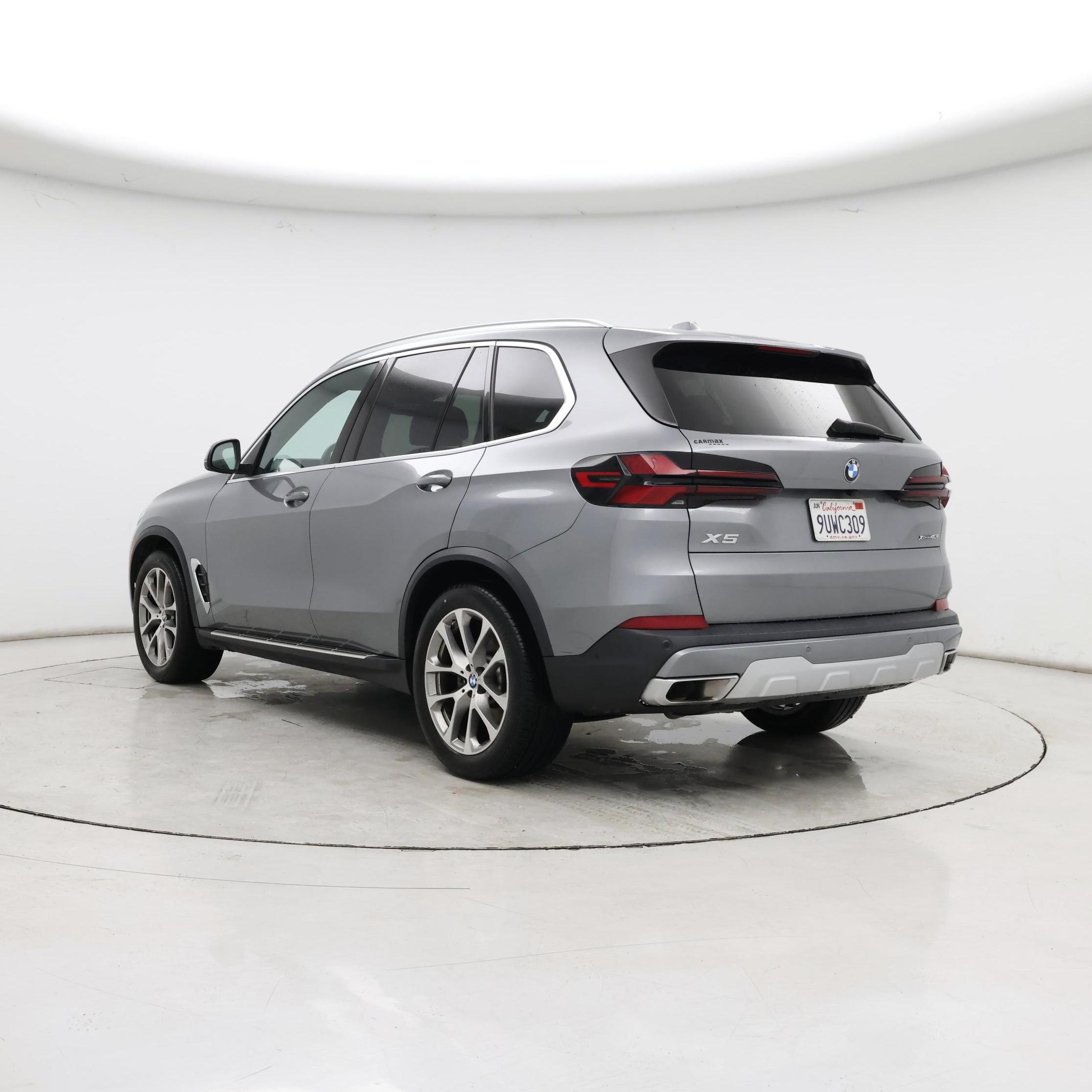 Thumbnail: 2024 BMW X5 - 2