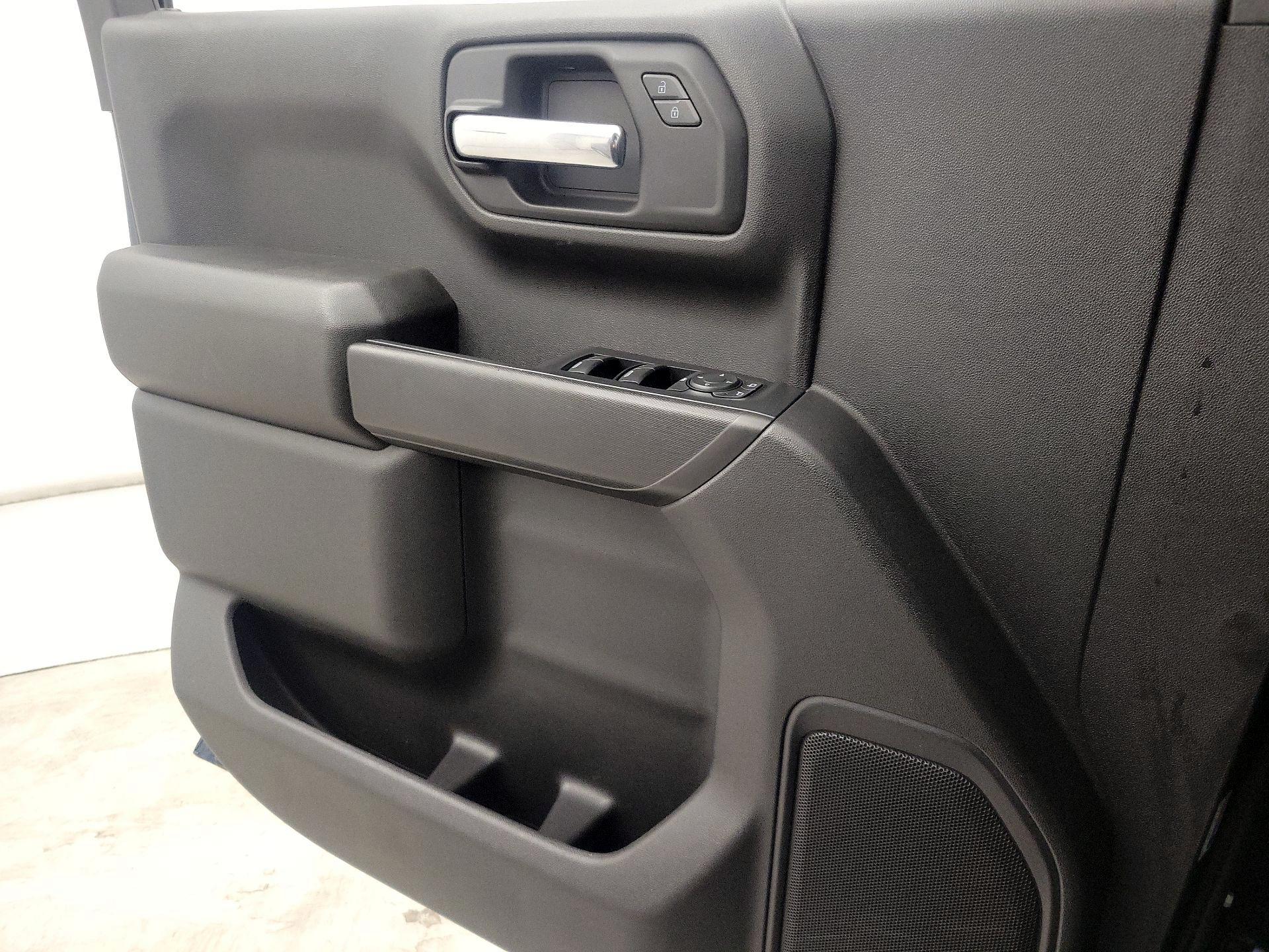 Thumbnail: 2021 Chevrolet Silverado 1500 - 12