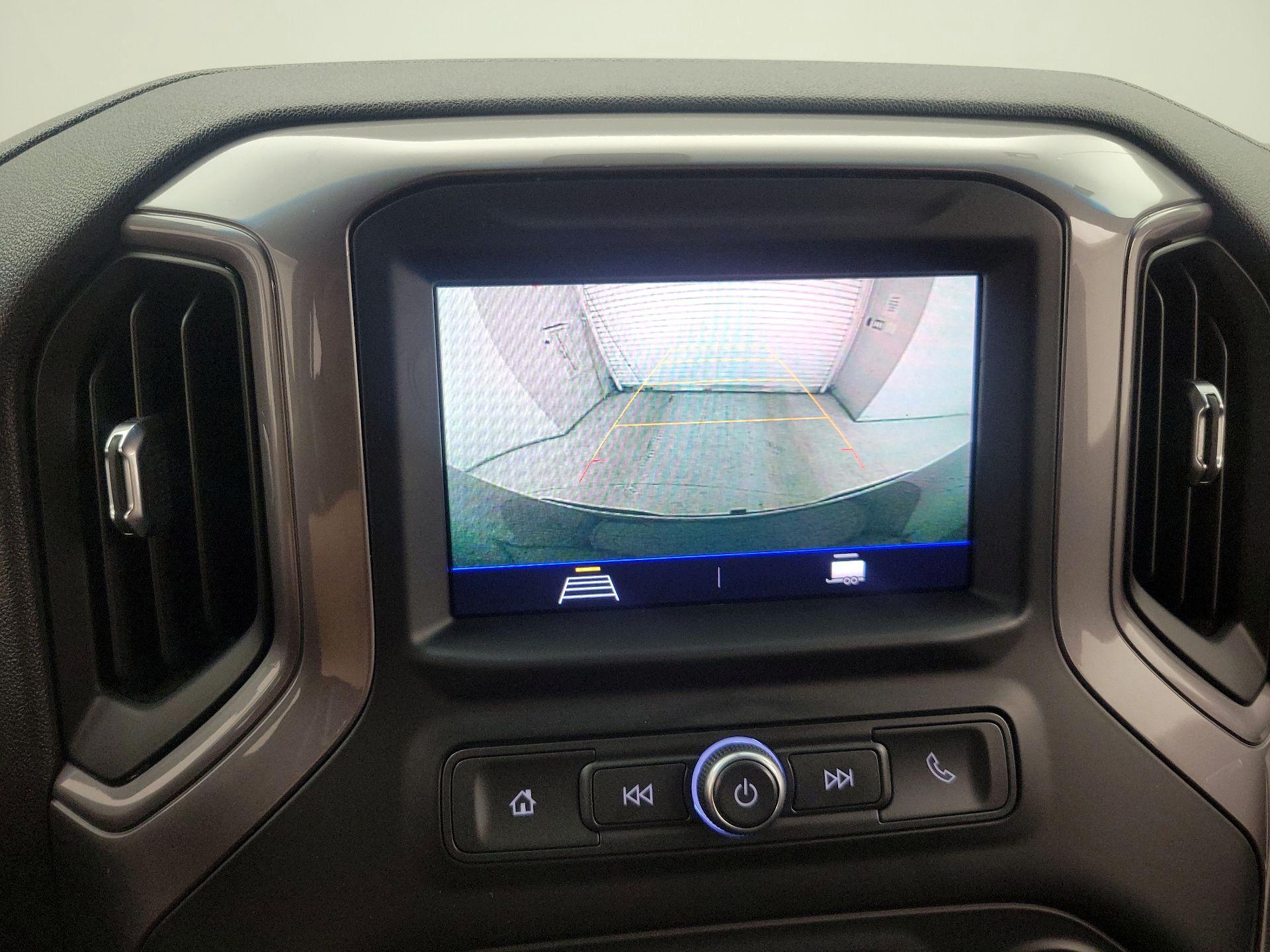 Thumbnail: 2021 Chevrolet Silverado 1500 - 14