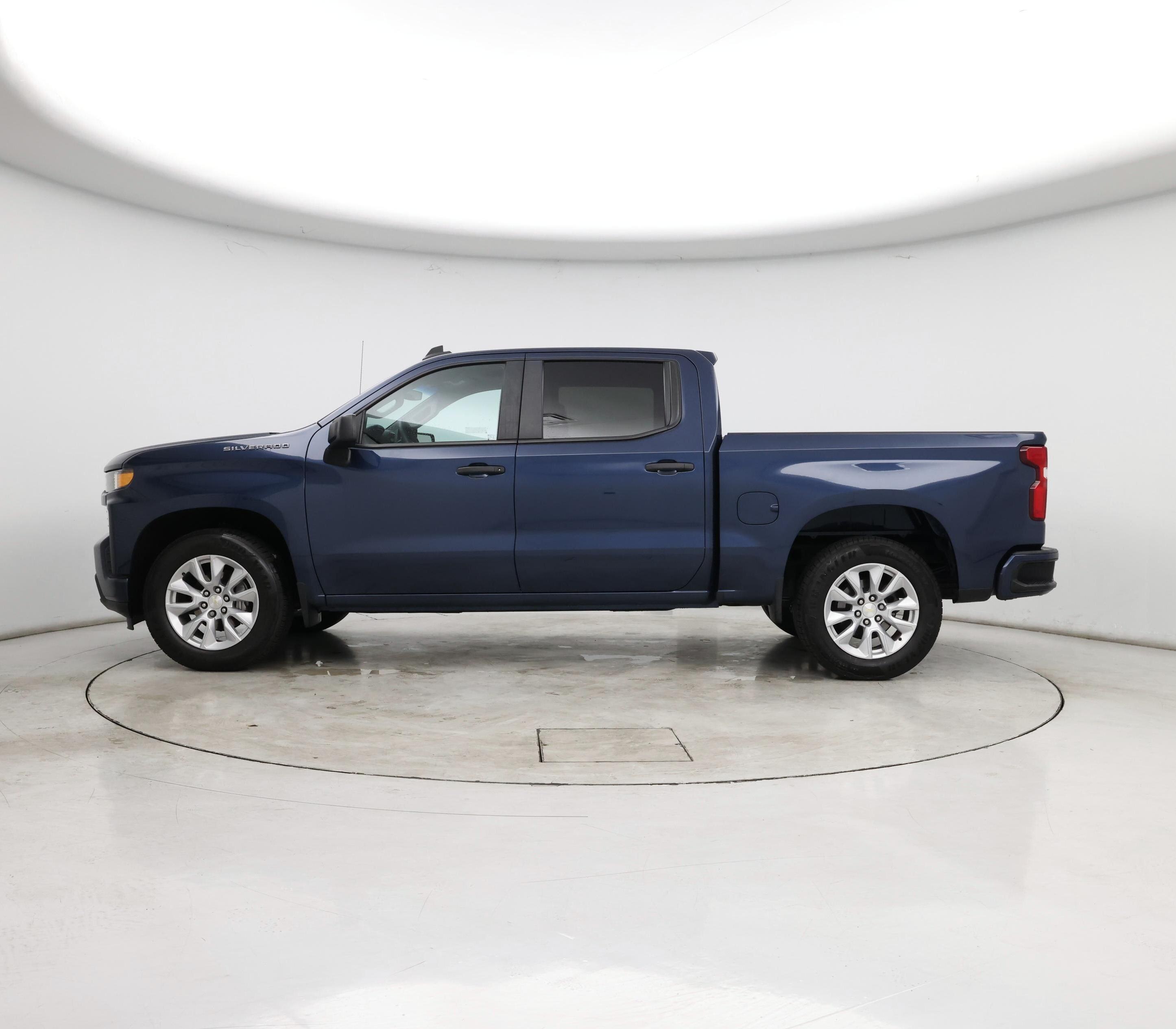 Thumbnail: 2021 Chevrolet Silverado 1500 - 3