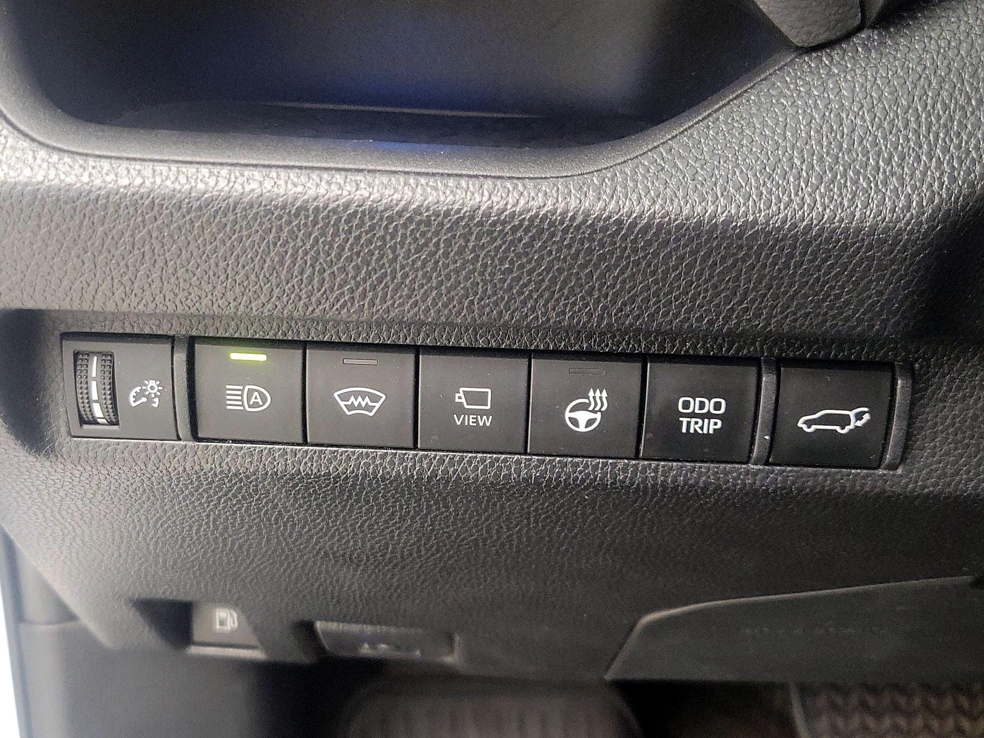 Thumbnail: 2023 Toyota RAV4 - 13