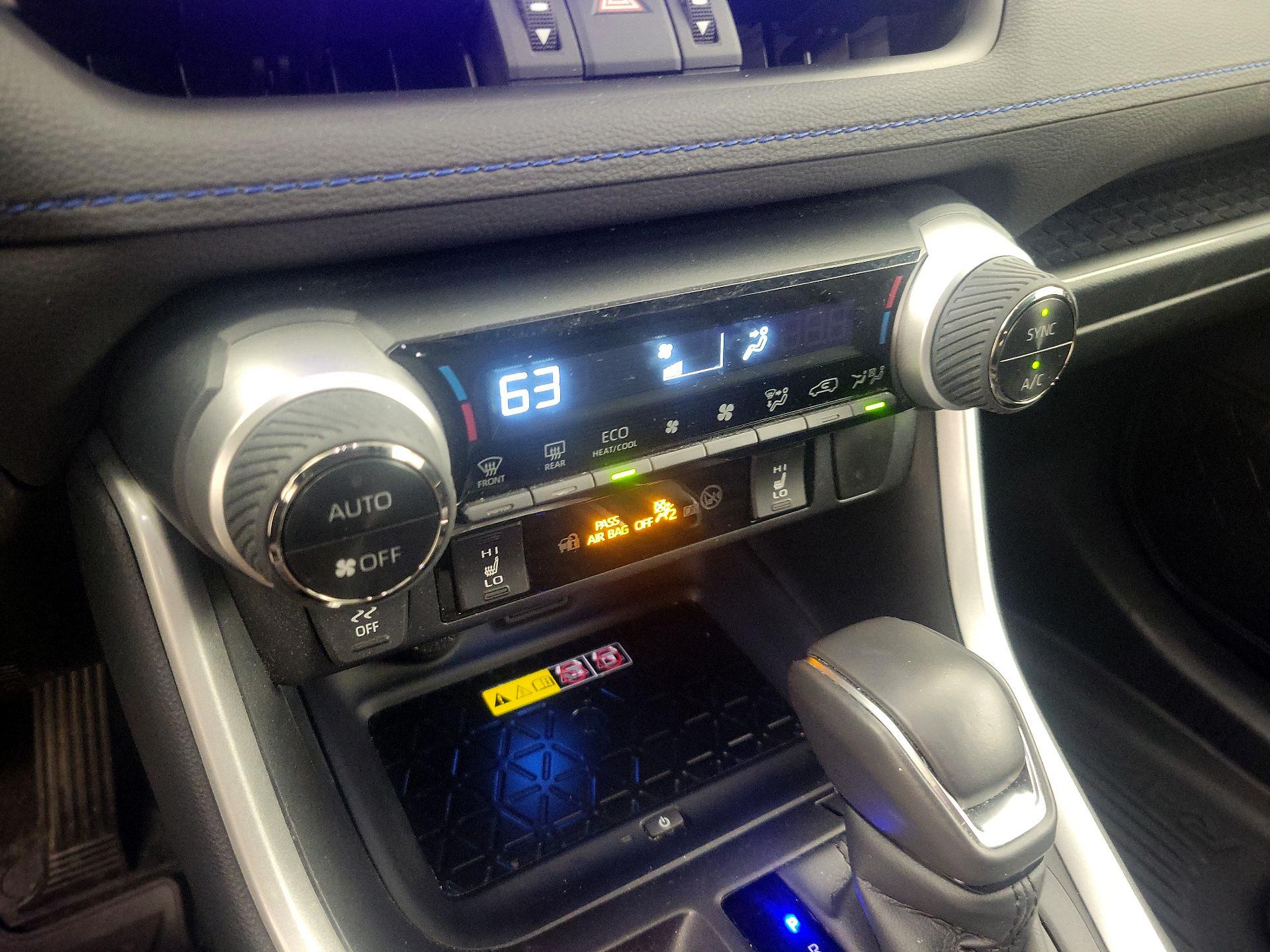 Thumbnail: 2023 Toyota RAV4 - 16