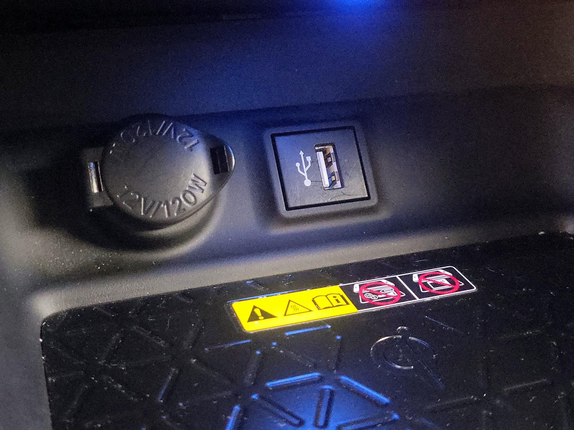 Thumbnail: 2023 Toyota RAV4 - 18